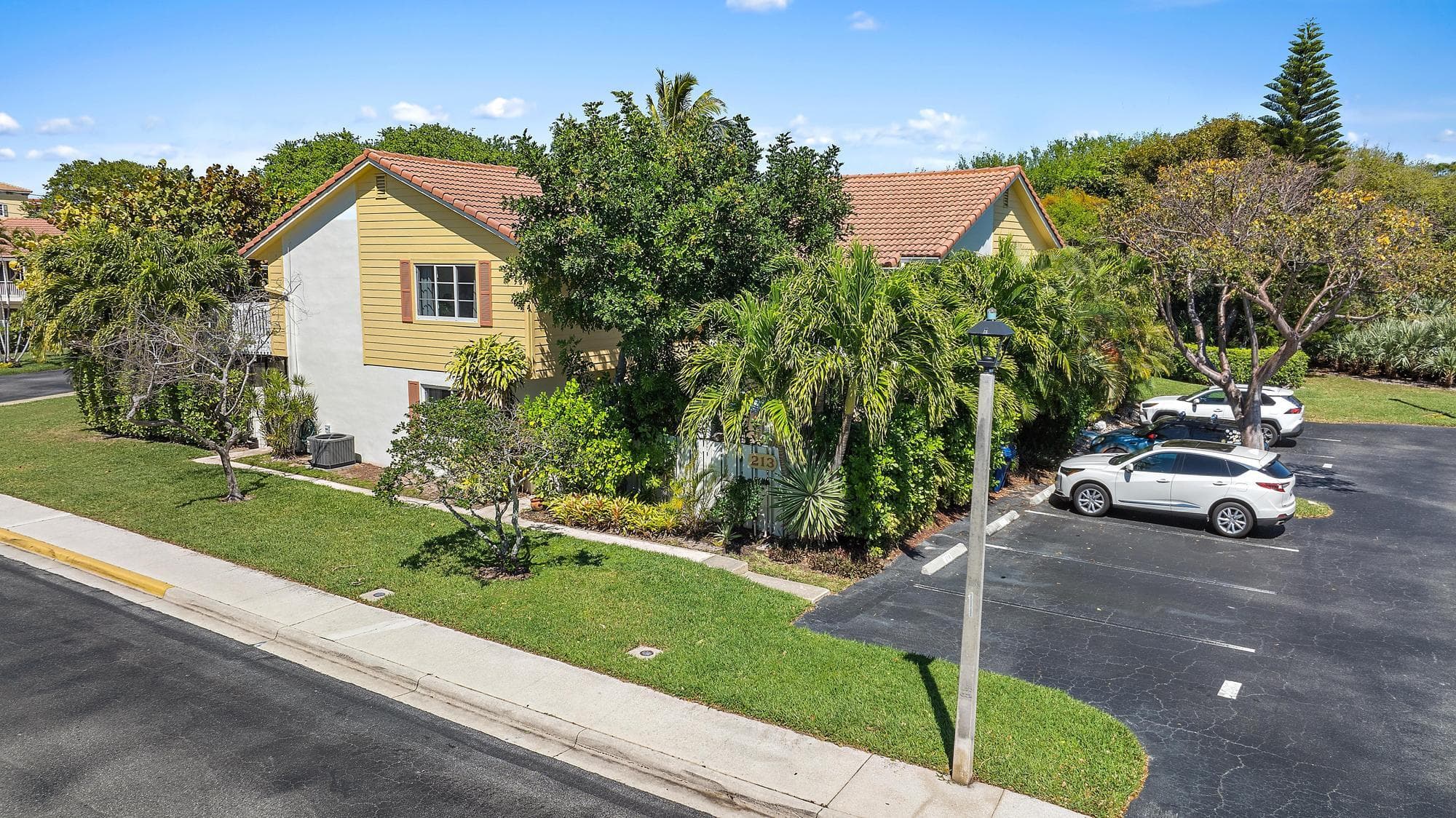 213 Seabreeze Circle, Jupiter, FL 33477 — photo 23 of 36