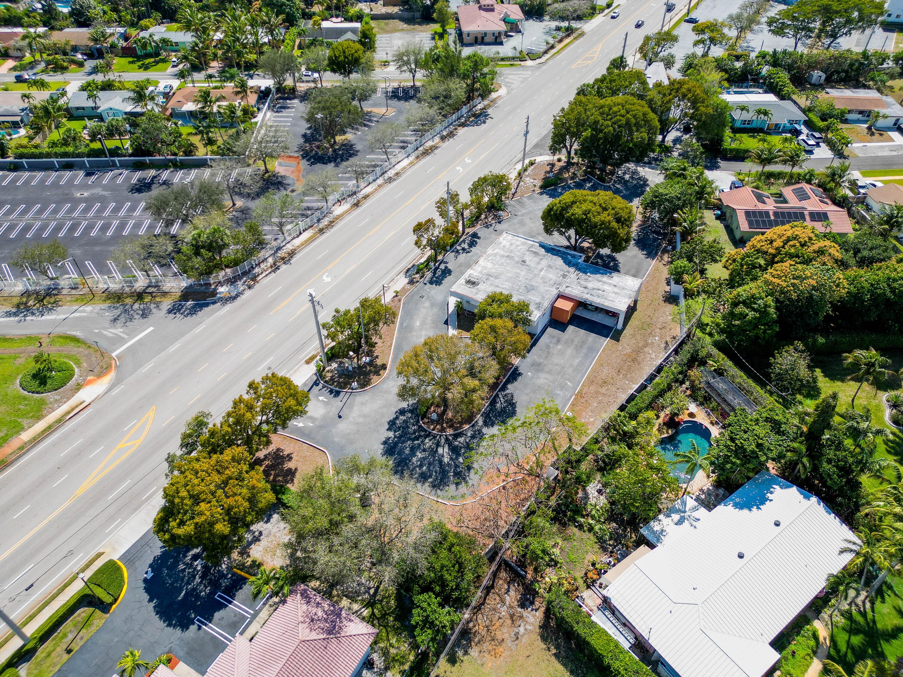 2419 S Seacrest Boulevard, Boynton Beach, FL 33435 — photo 5 of 30
