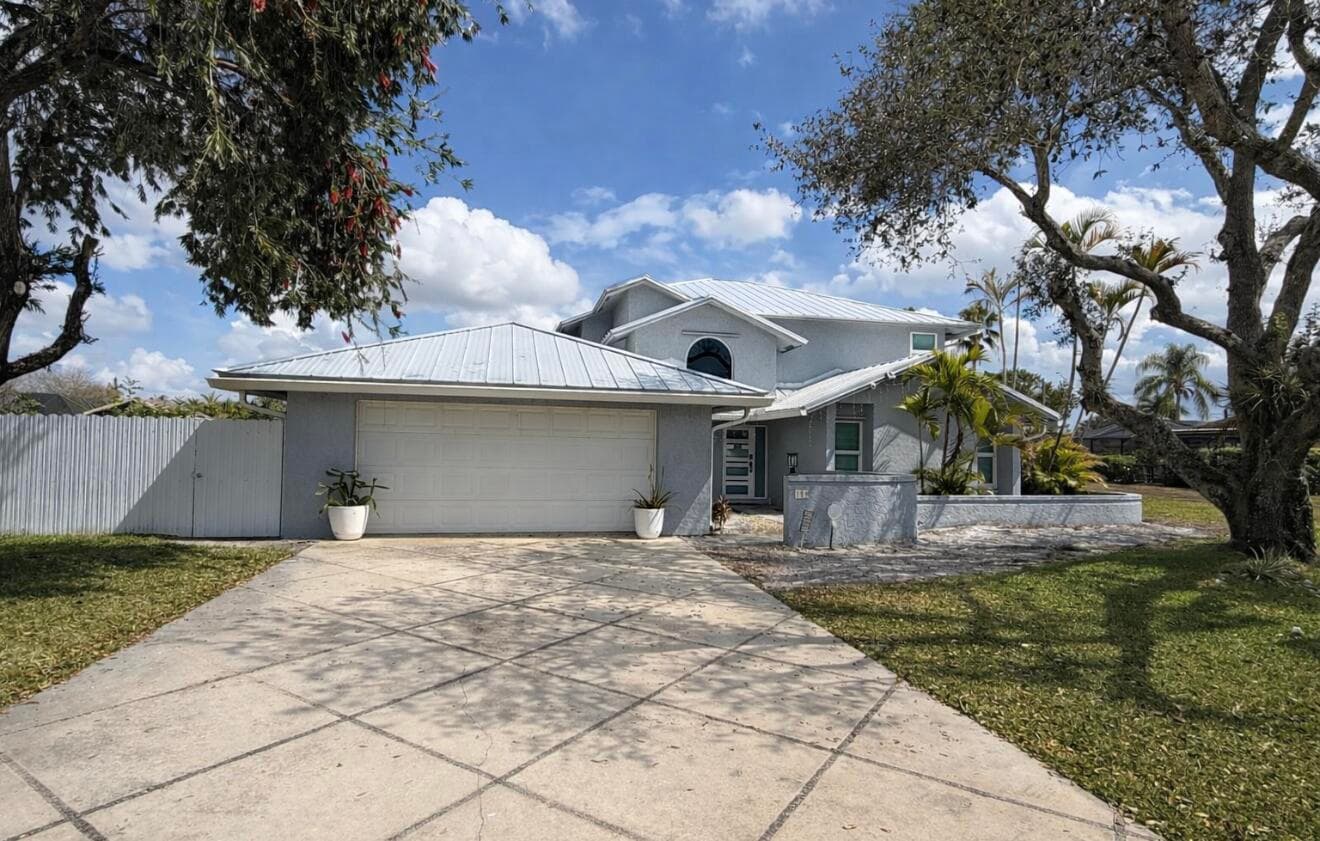 149 Ponce De Leon Street, Royal Palm Beach, FL 33411 — photo 1 of 16