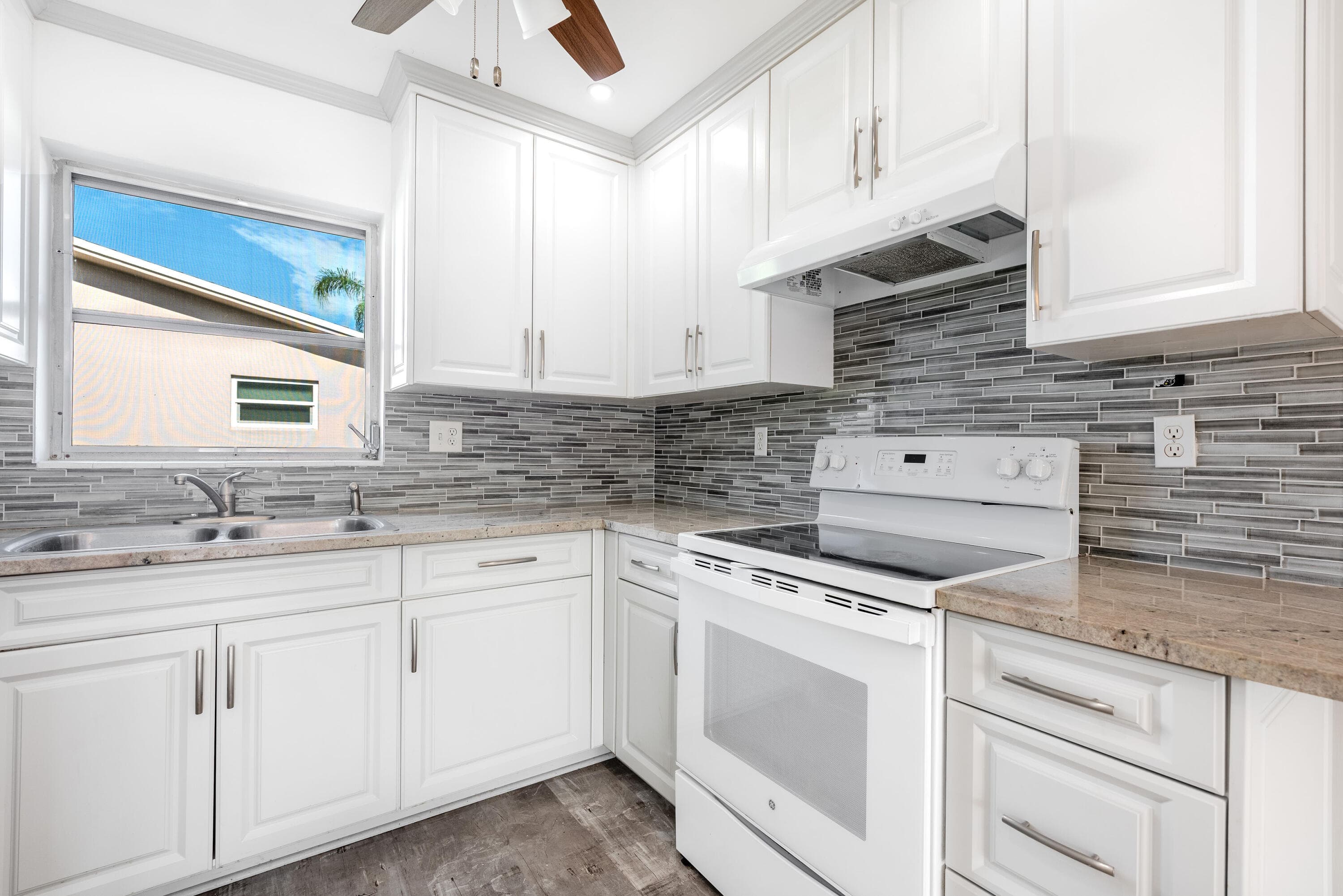 2739 Dudley Drive W D, West Palm Beach, FL 33415 — photo 1 of 28