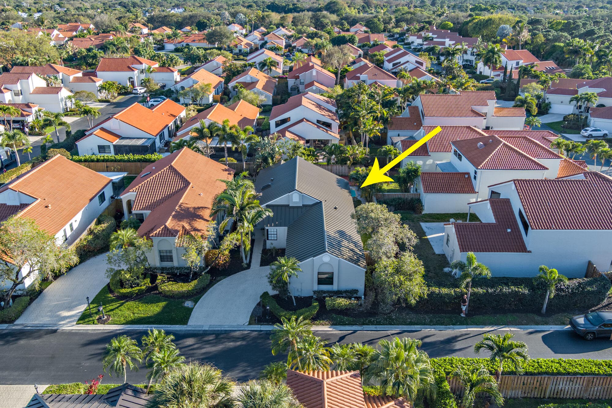 2690 Mikasa Drive, Palm Beach Gardens, FL 33410 — photo 2 of 30