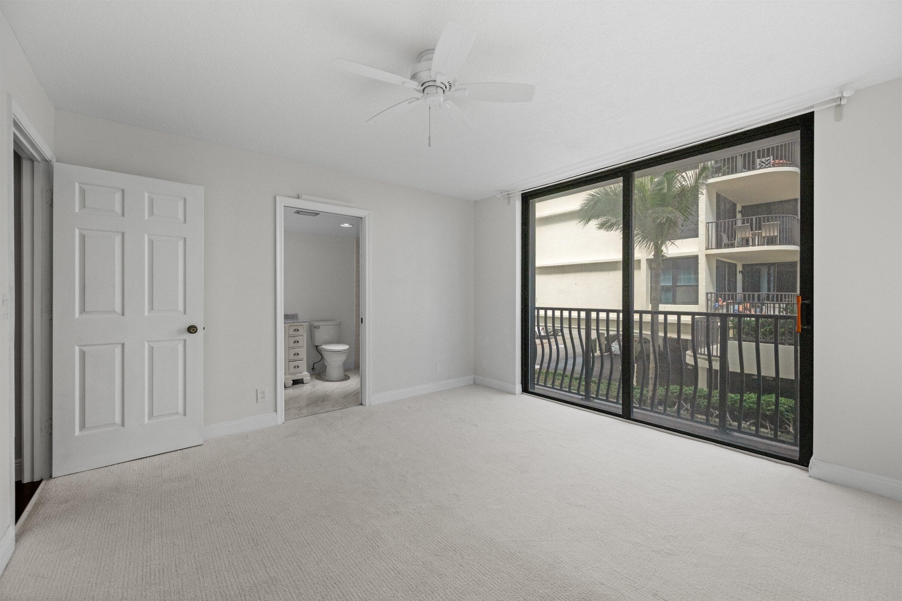4000 S Ocean Boulevard 103, South Palm Beach, FL 33480 — photo 15 of 35