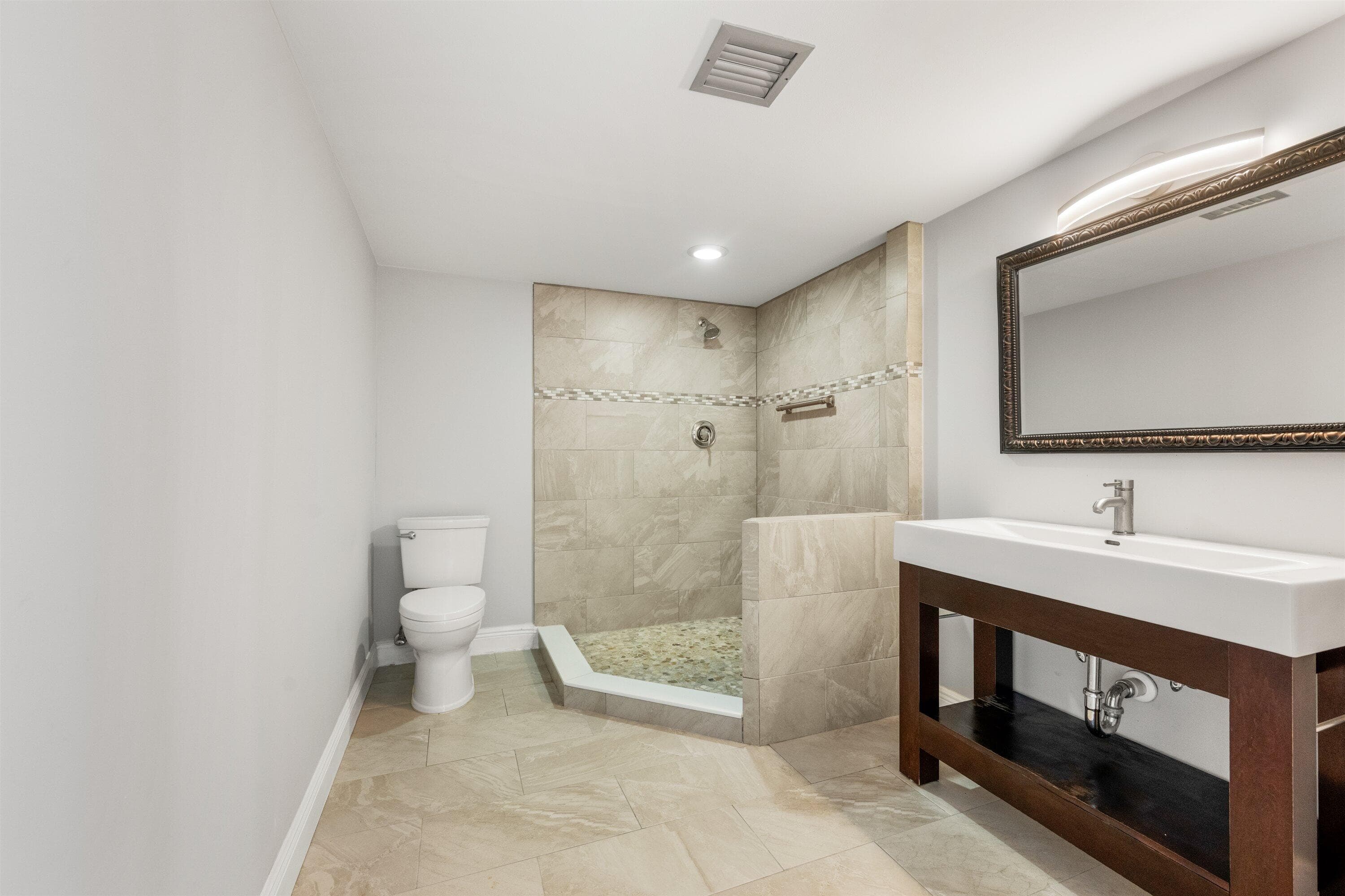 4000 S Ocean Boulevard 103, South Palm Beach, FL 33480 — photo 19 of 35