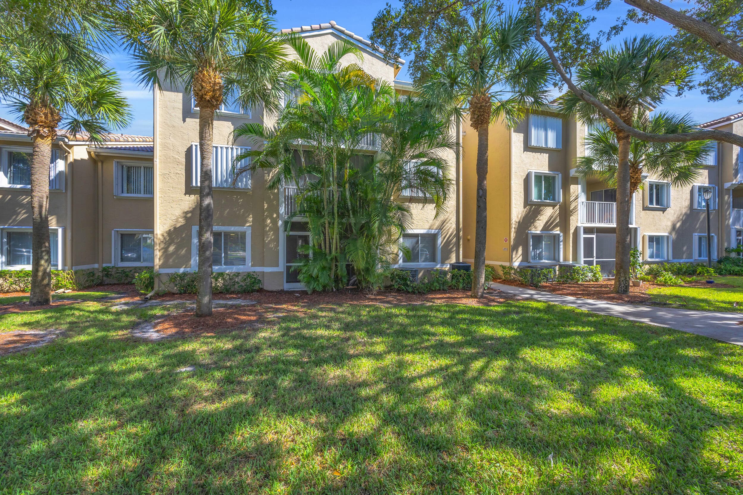 278 Village Boulevard 8106, Tequesta, FL 33469 — photo