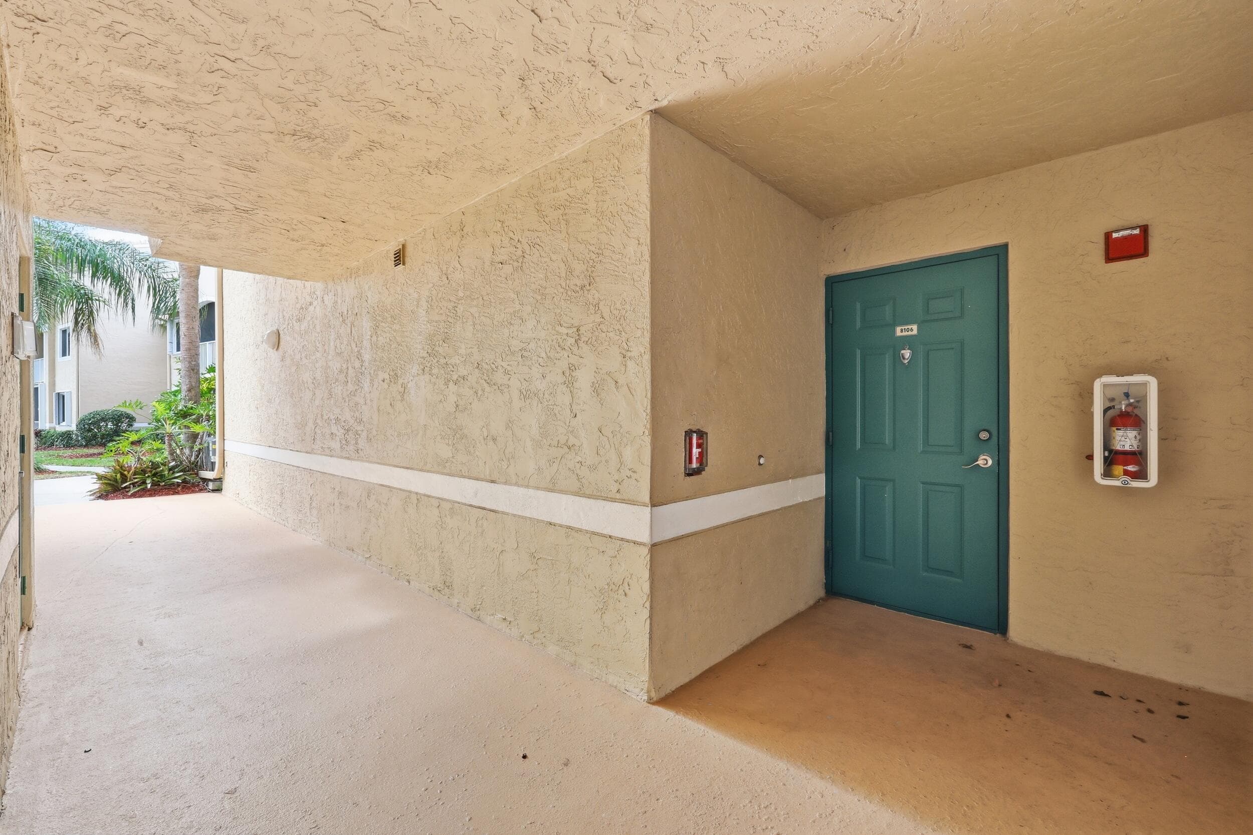 278 Village Boulevard 8106, Tequesta, FL 33469 — photo 2 of 38