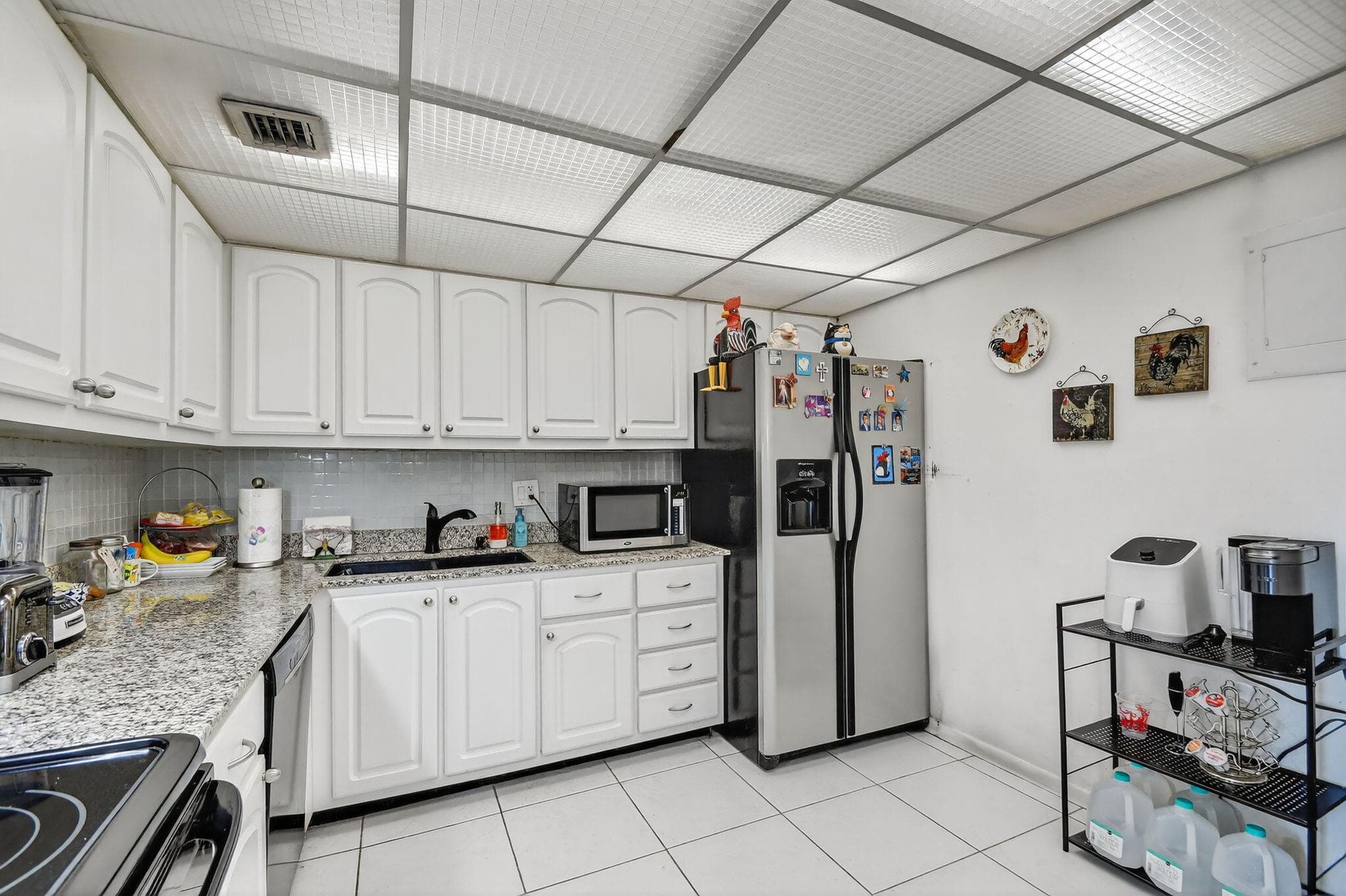 470 Executive Center Drive 4j, West Palm Beach, FL 33401 — photo 23 of 61