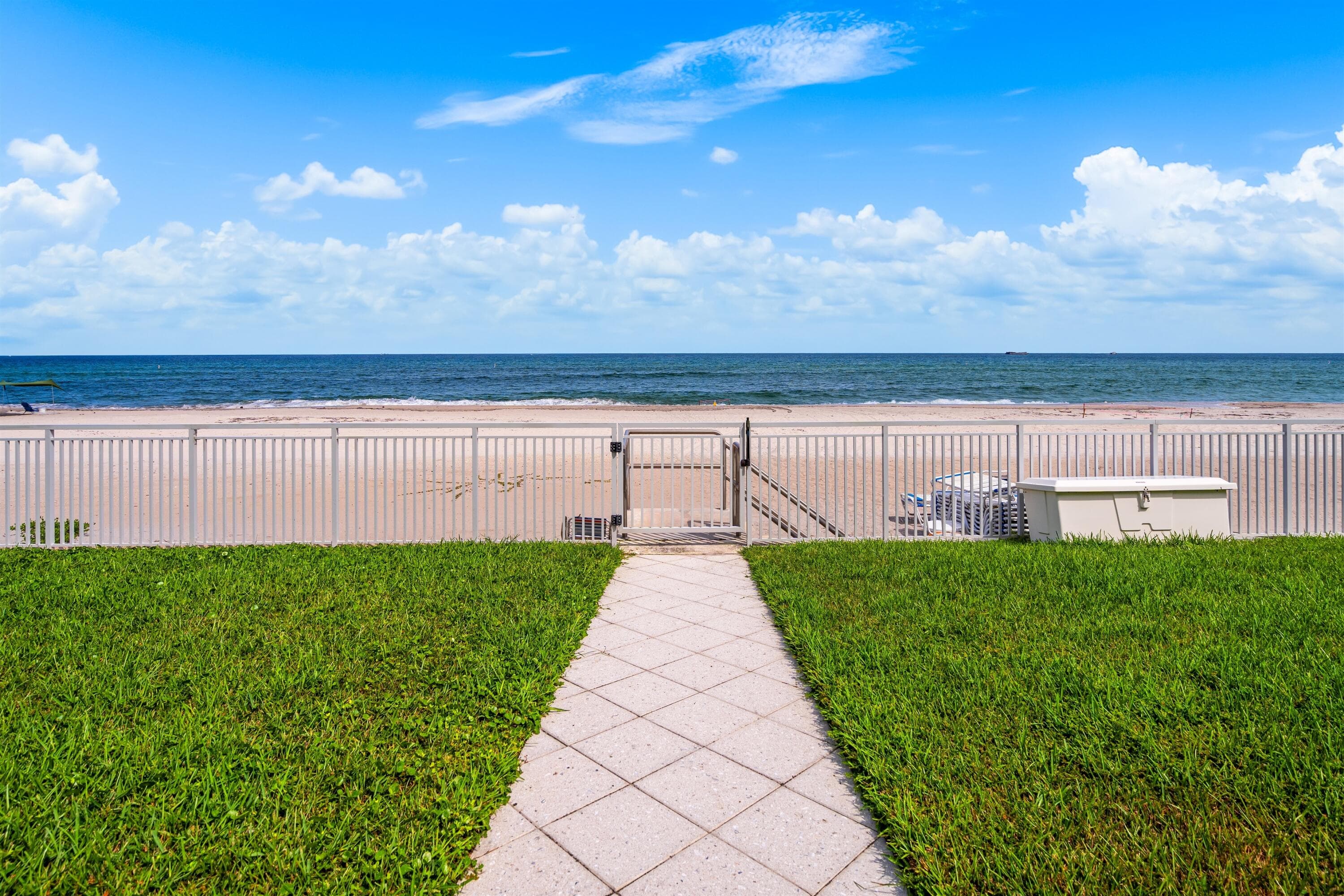 1200 Hillsboro Mile 1305, Hillsboro Beach, FL 33062 — photo 29 of 39