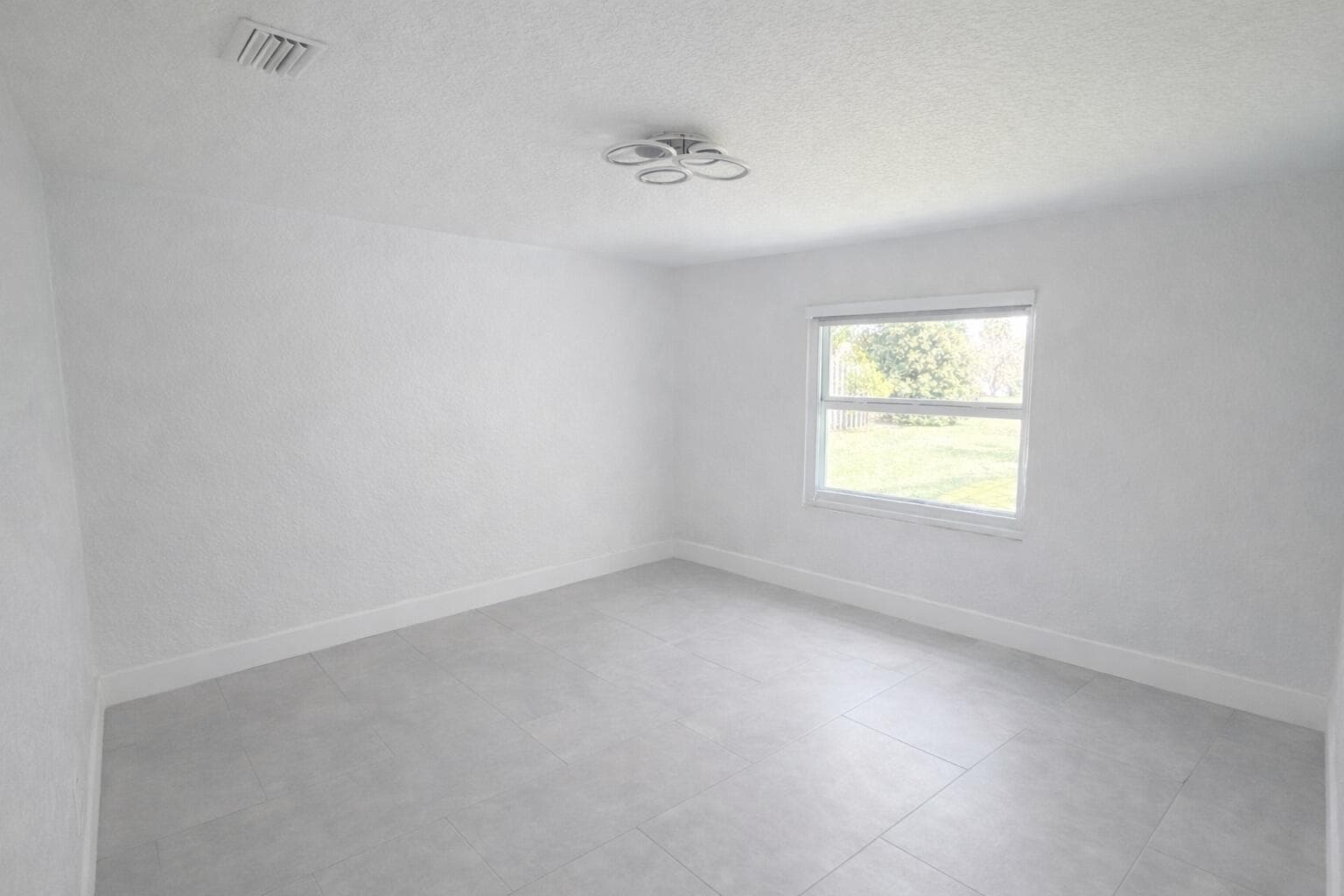 149 Ponce De Leon Street, Royal Palm Beach, FL 33411 — photo 10 of 16