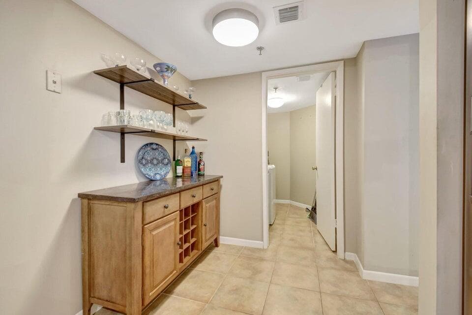 950 Lavers Circle F309, Delray Beach, FL 33444 — photo 14 of 39