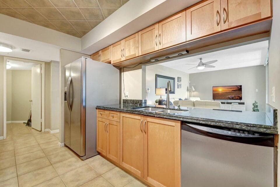 950 Lavers Circle F309, Delray Beach, FL 33444 — photo 13 of 39