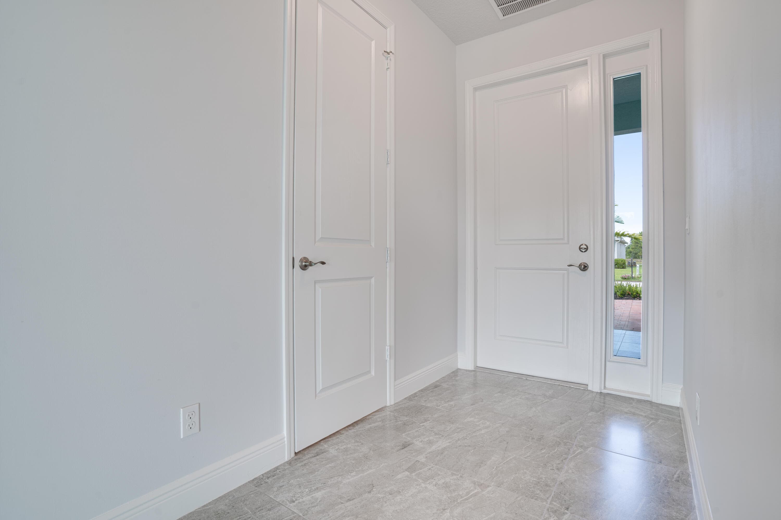 388 SW Vista Lake Drive, Port St. Lucie, FL 34983 — photo 5 of 52
