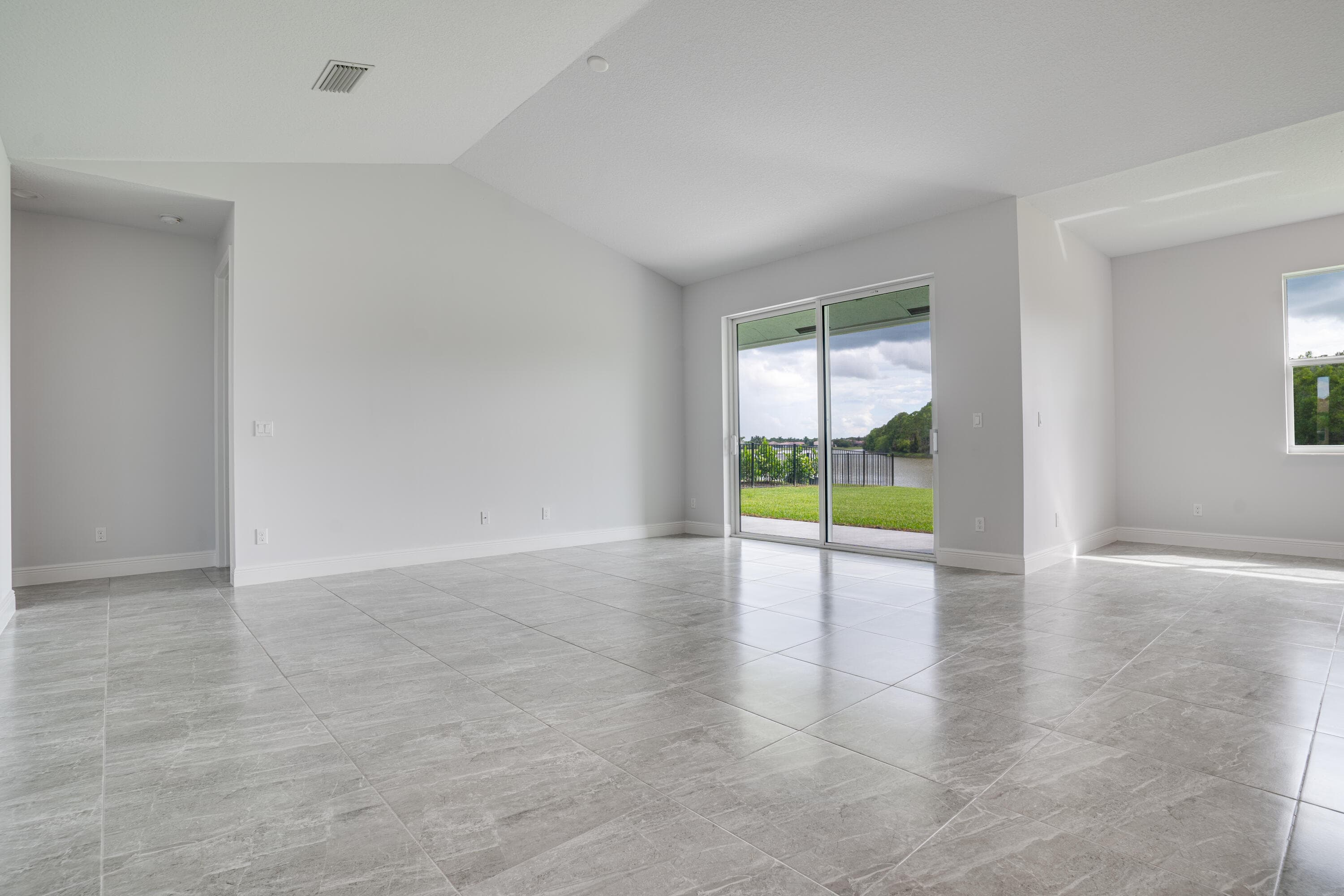 388 SW Vista Lake Drive, Port St. Lucie, FL 34983 — photo 14 of 52