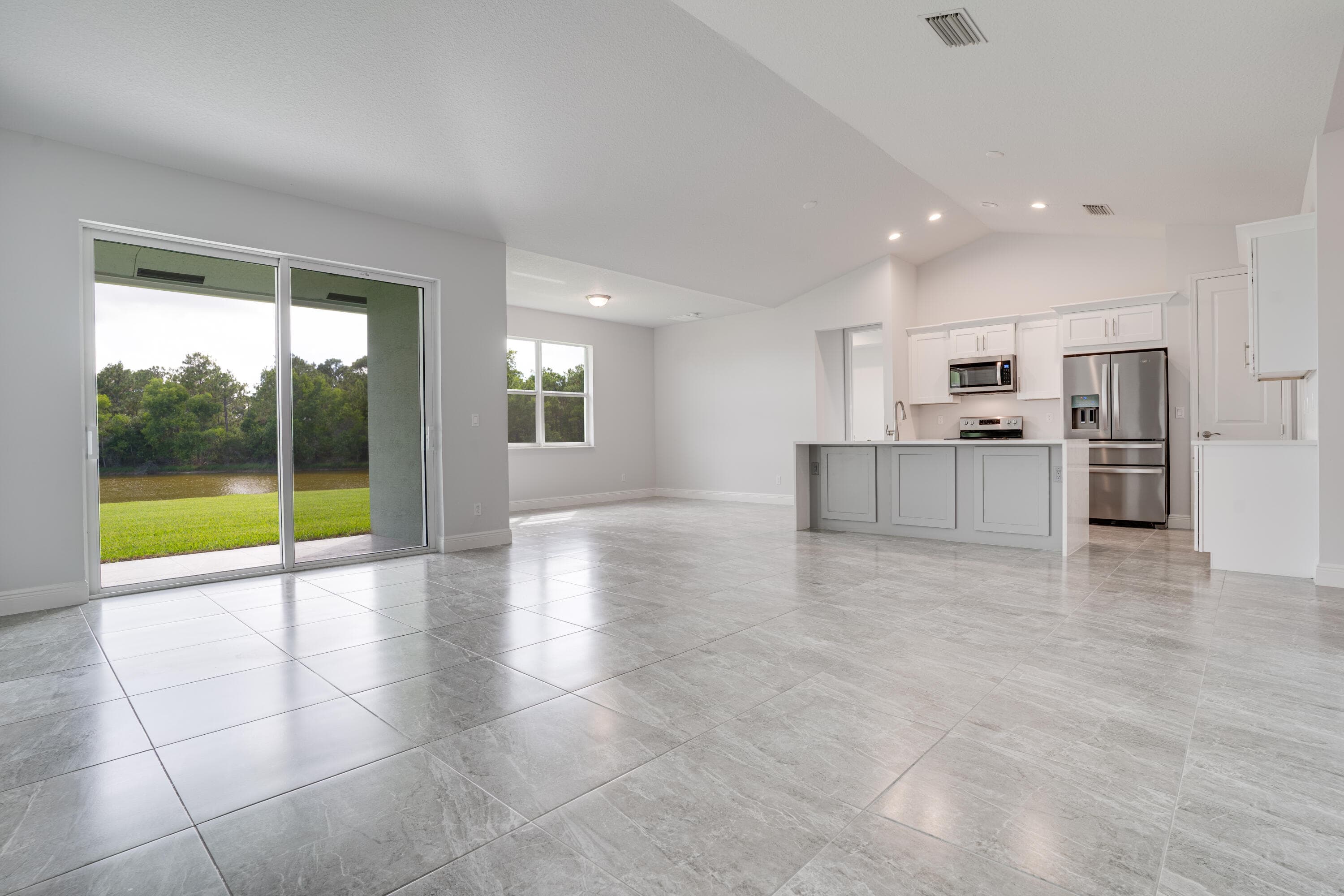388 SW Vista Lake Drive, Port St. Lucie, FL 34983 — photo 15 of 52