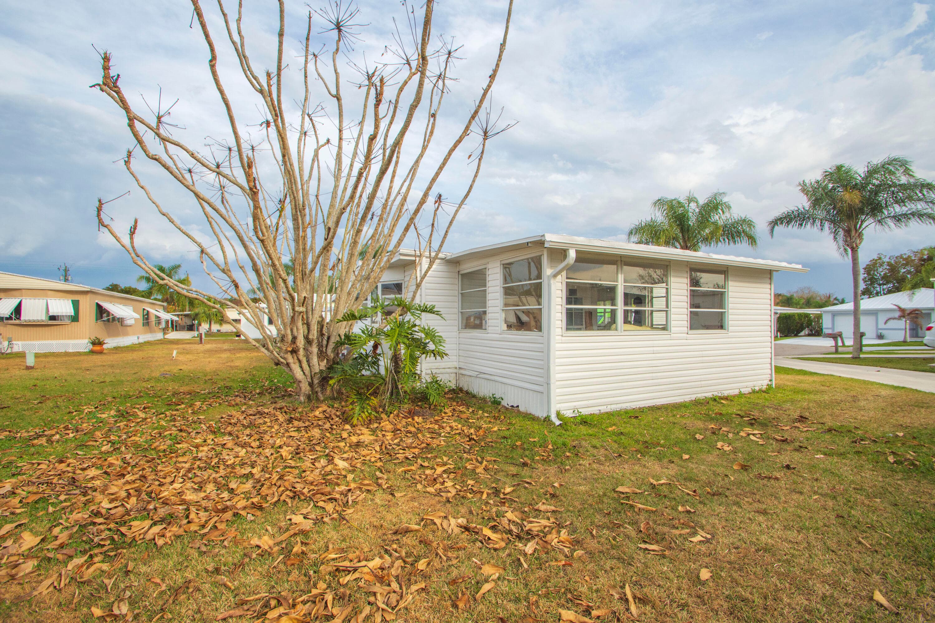5 Santa Fe Lane, Port St. Lucie, FL 34952 — photo 27 of 33