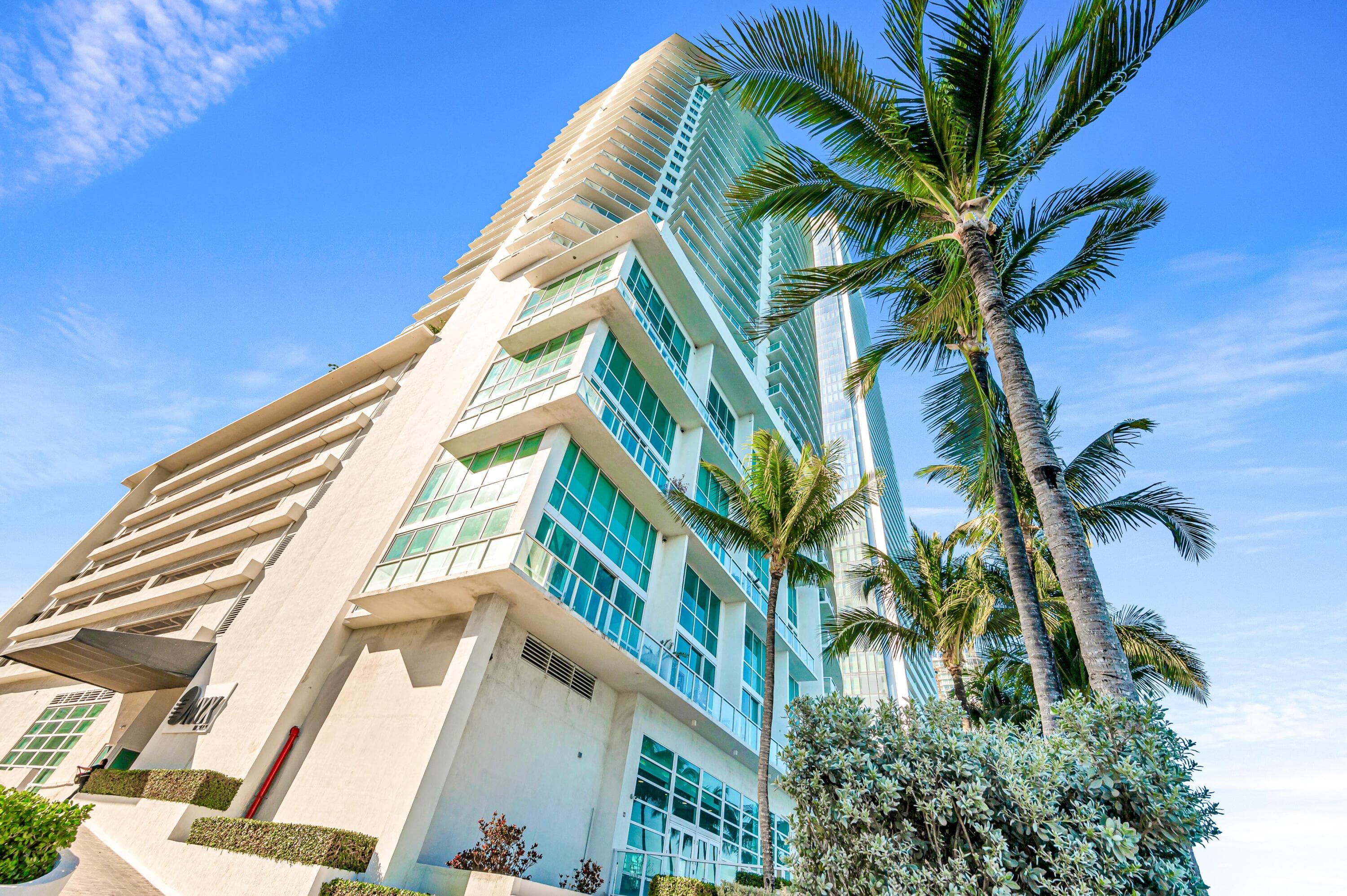 665 NE 25th Street 1001, Miami, FL 33137 — photo 38 of 52
