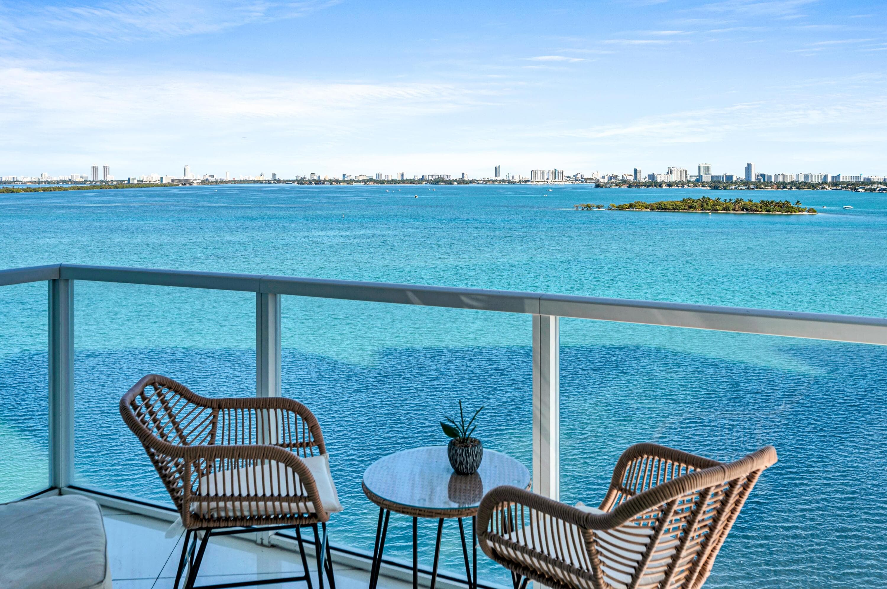 665 NE 25th Street 1001, Miami, FL 33137 — photo 34 of 52