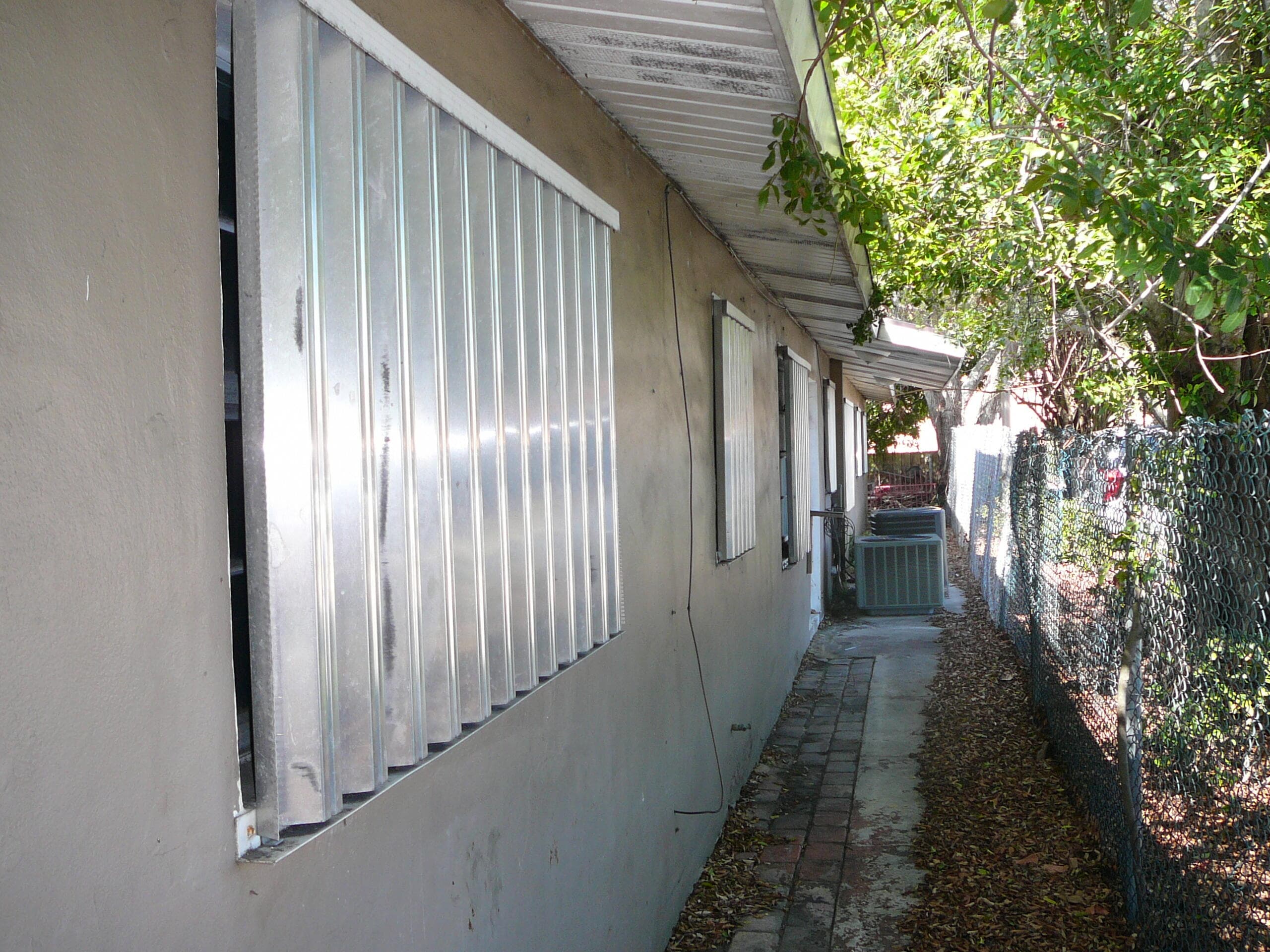 510 Gardenia Avenue, Fort Pierce, FL 34982 — photo 4 of 42