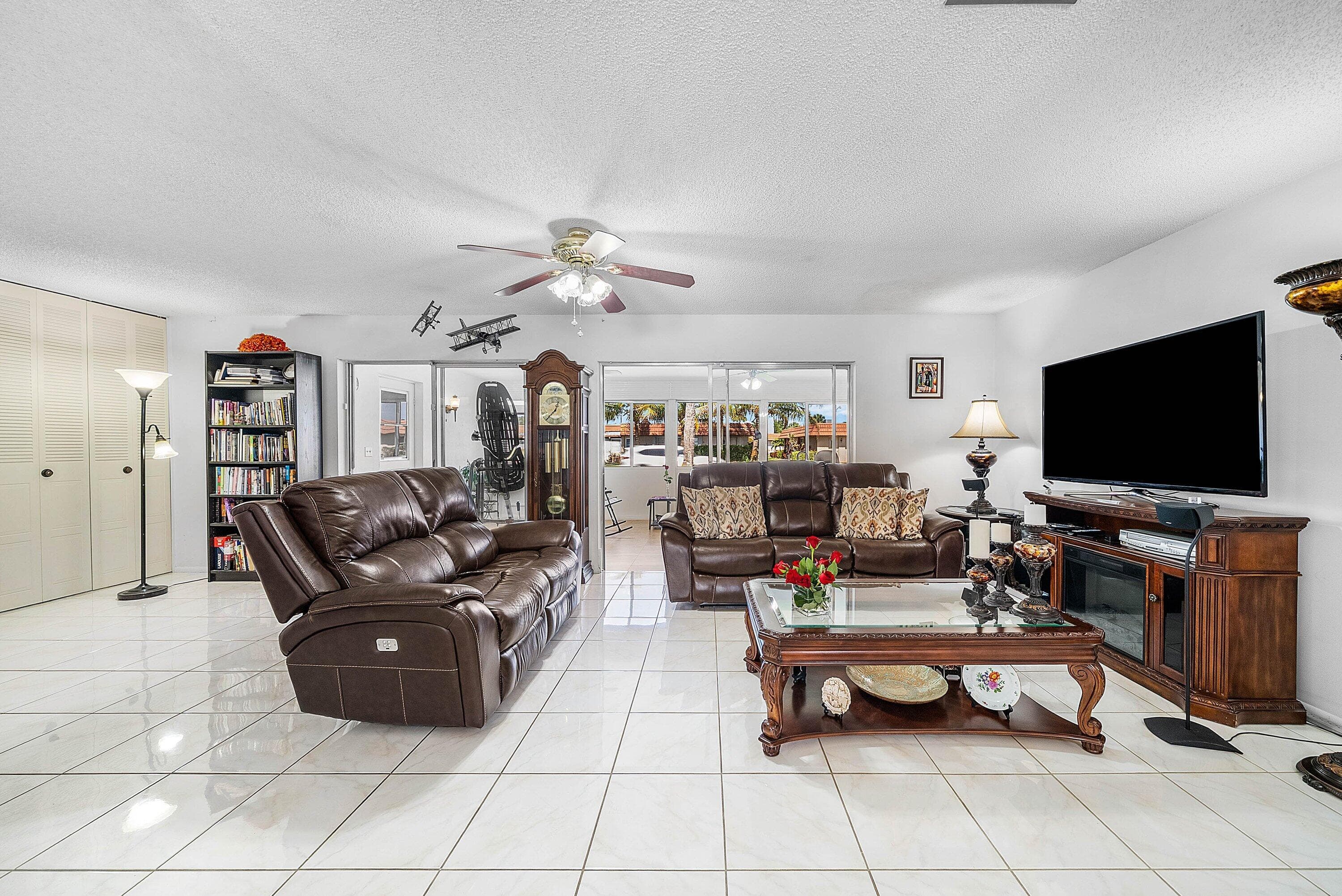 5730 Fernley Drive E 23, West Palm Beach, FL 33415 — photo 8 of 25