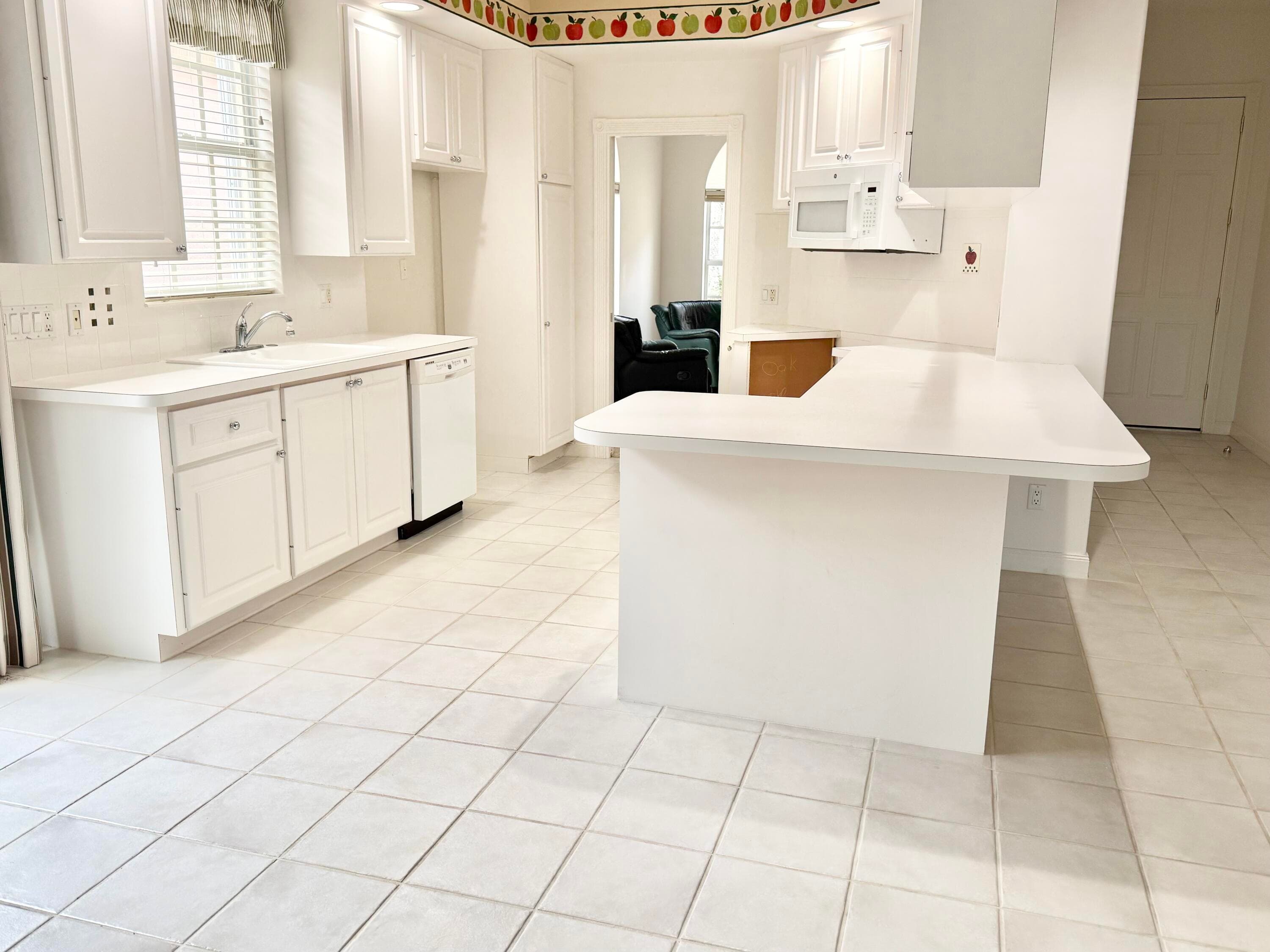 7800 Quida Drive, West Palm Beach, FL 33411 — photo 5 of 54