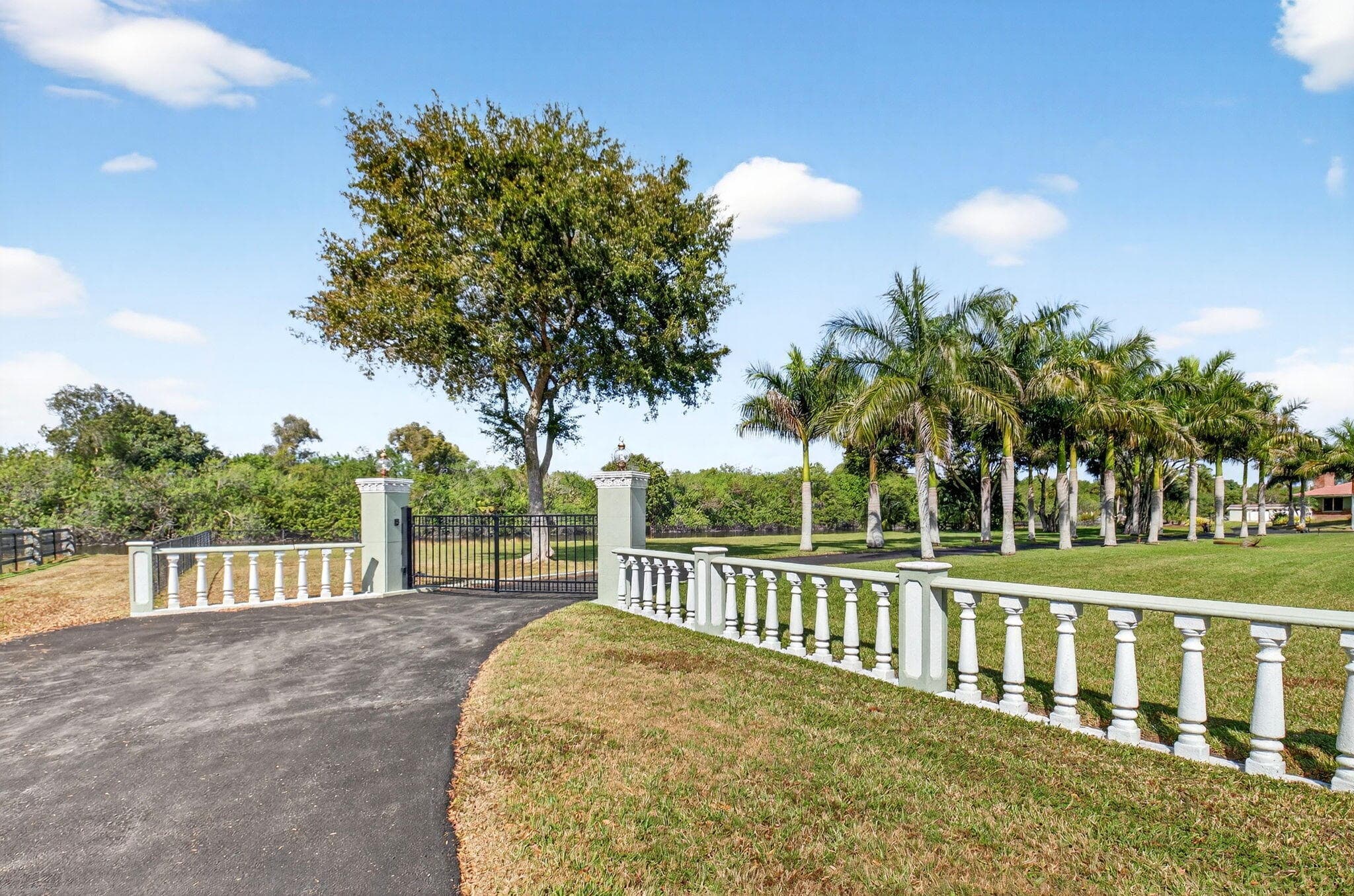 10965 La Reina Road, Delray Beach, FL 33446 — photo 2 of 35