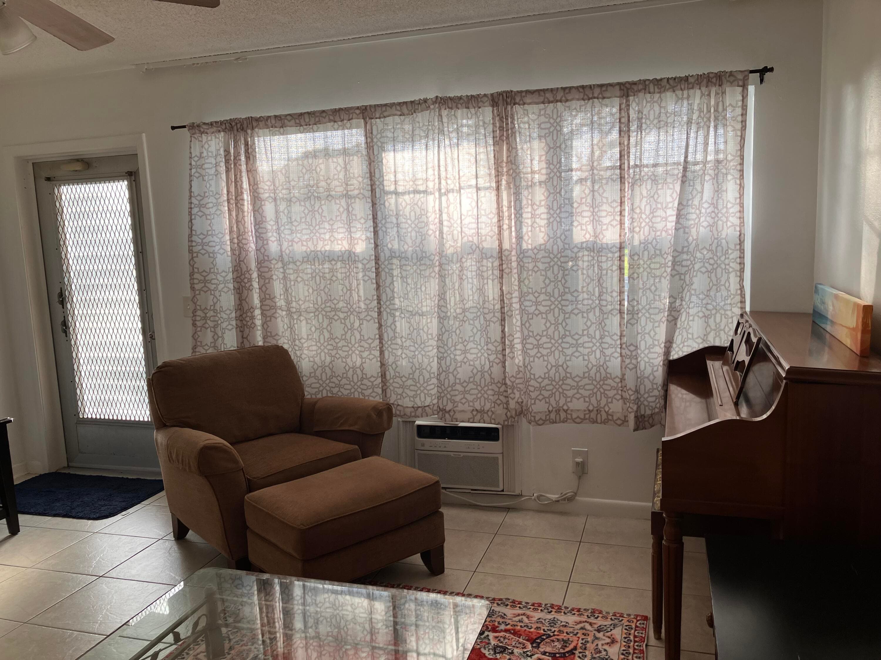 130 Northampton G, West Palm Beach, FL 33417 — photo 10 of 23