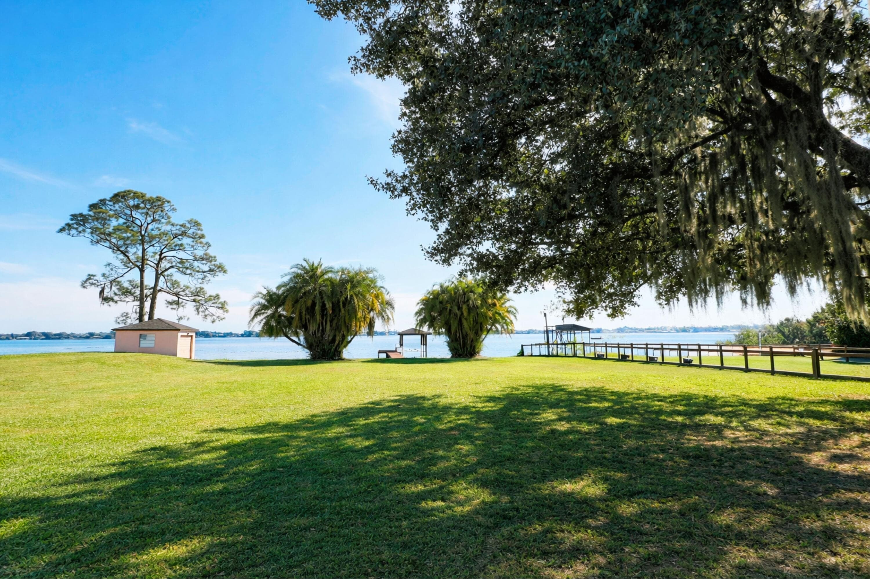 680 Memorial Drive, Sebring, FL 33870 — photo 37 of 44