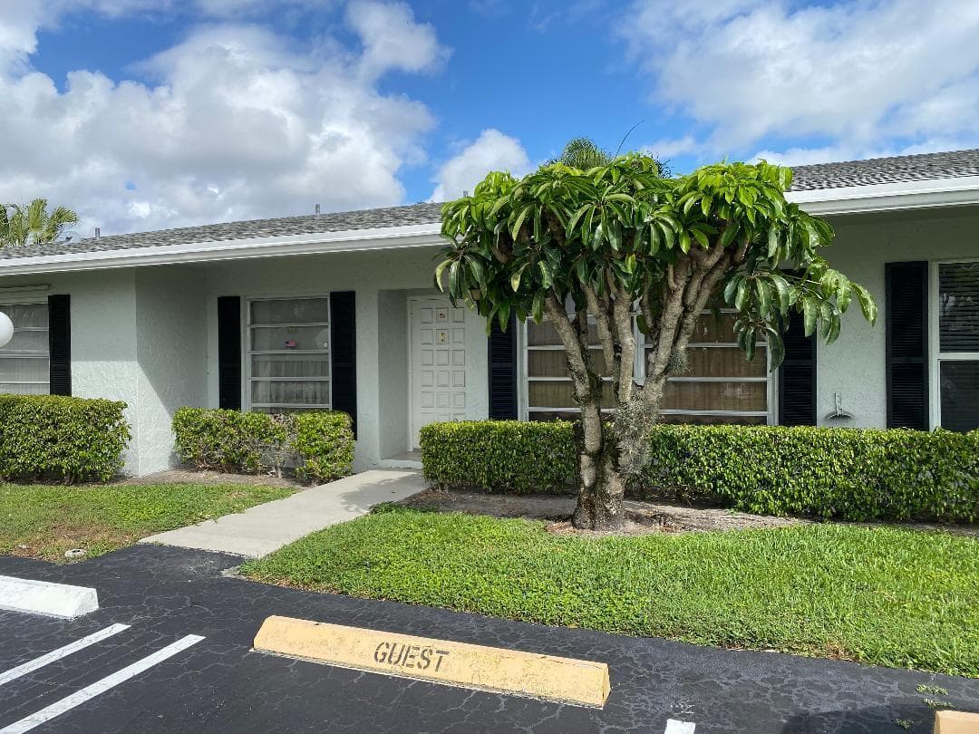 2331 Croton Lane B, Delray Beach, FL 33445 — photo 1 of 35