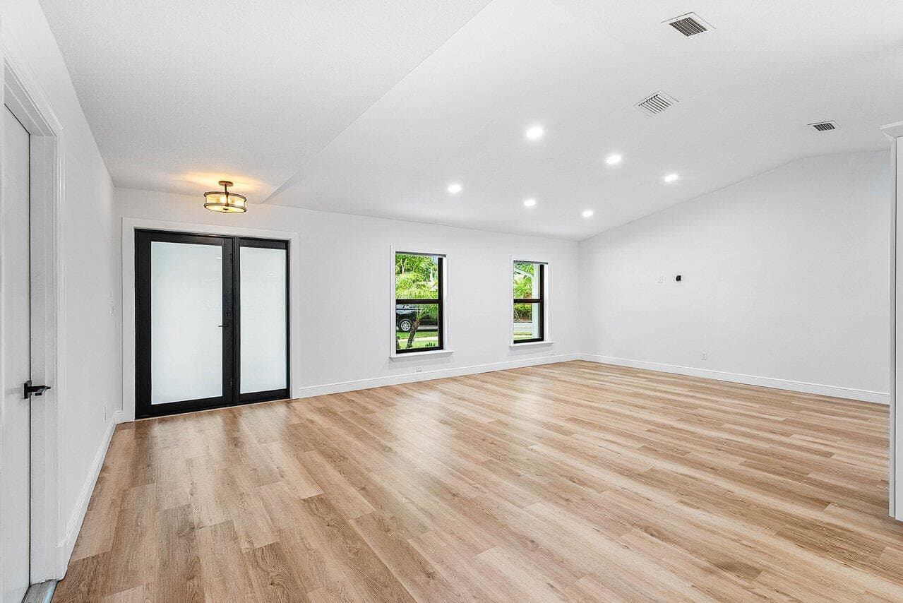 2425 NW 36th Street, Boca Raton, FL 33431 — photo 2 of 31