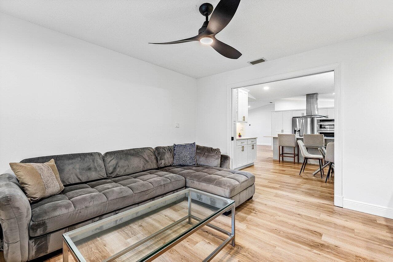2425 NW 36th Street, Boca Raton, FL 33431 — photo 11 of 31