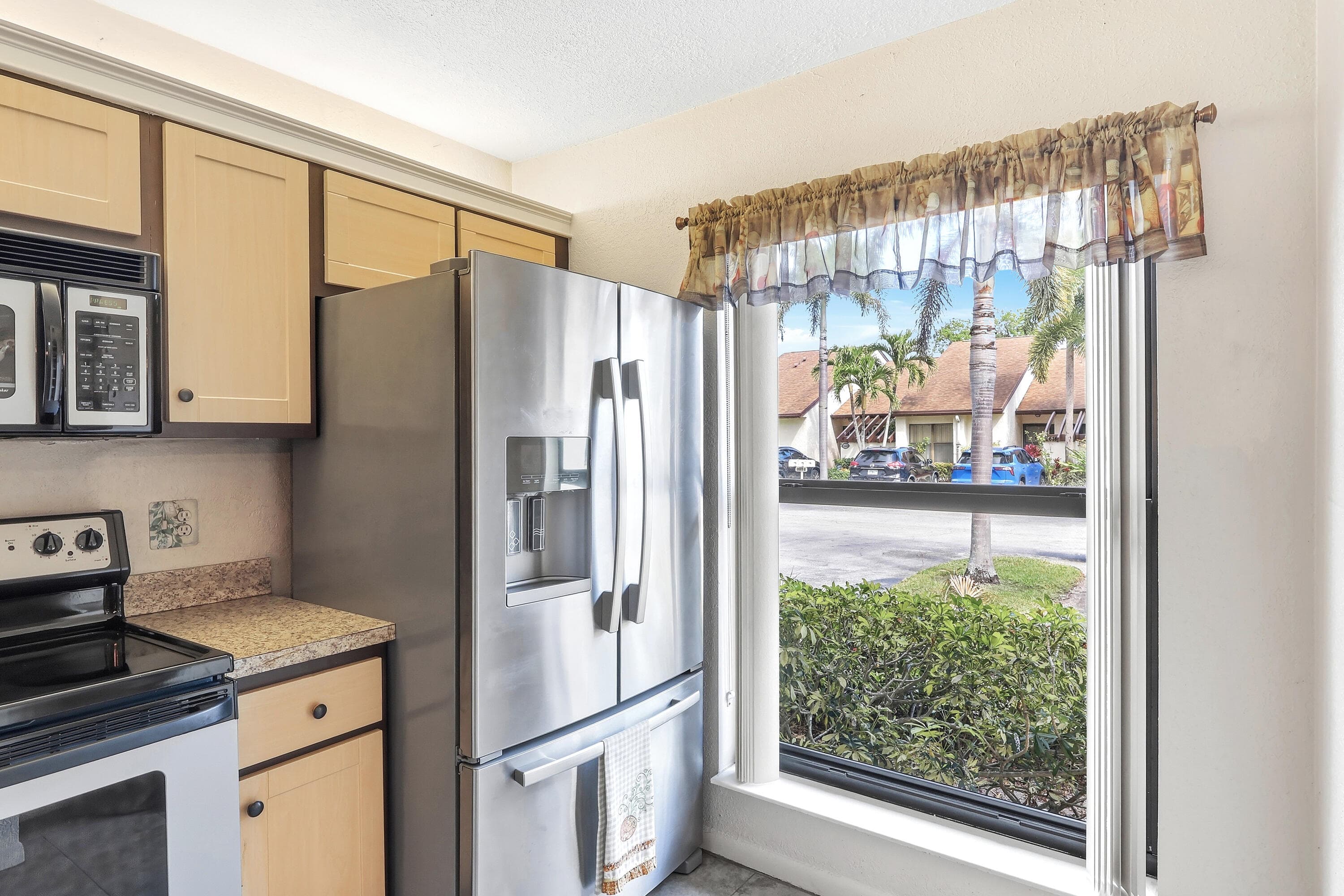 3615 Crab Apple Trail A, Lake Worth, FL 33467 — photo 4 of 14