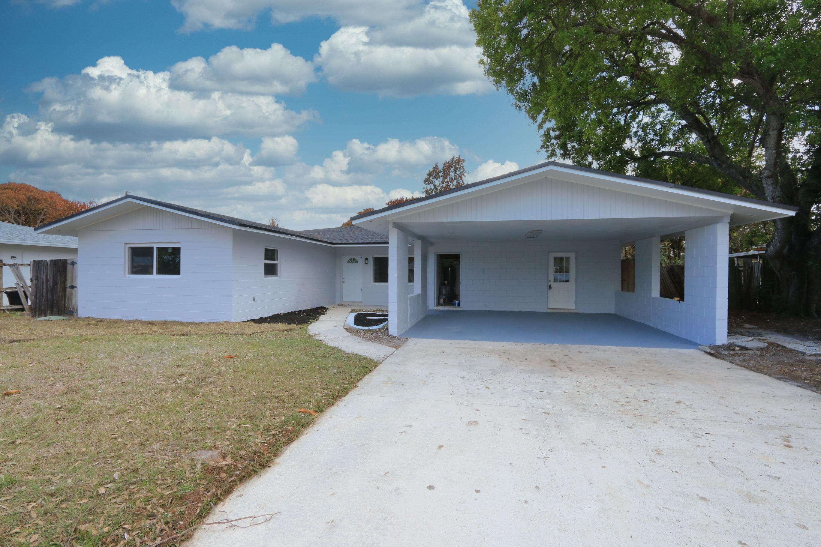 2405 Melon Court, Fort Pierce, FL 34982 — photo 1 of 44