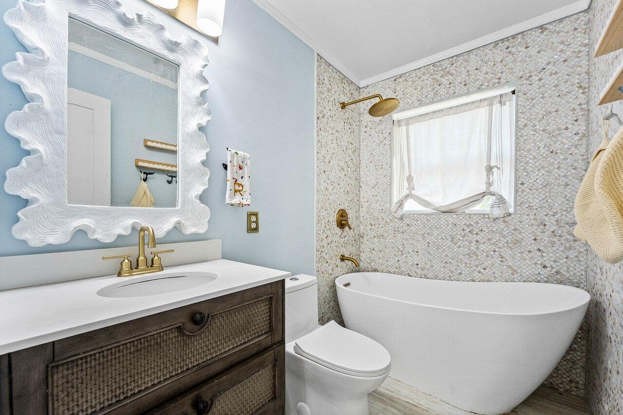 102 NE 22nd Street, Delray Beach, FL 33444 — photo 23 of 28