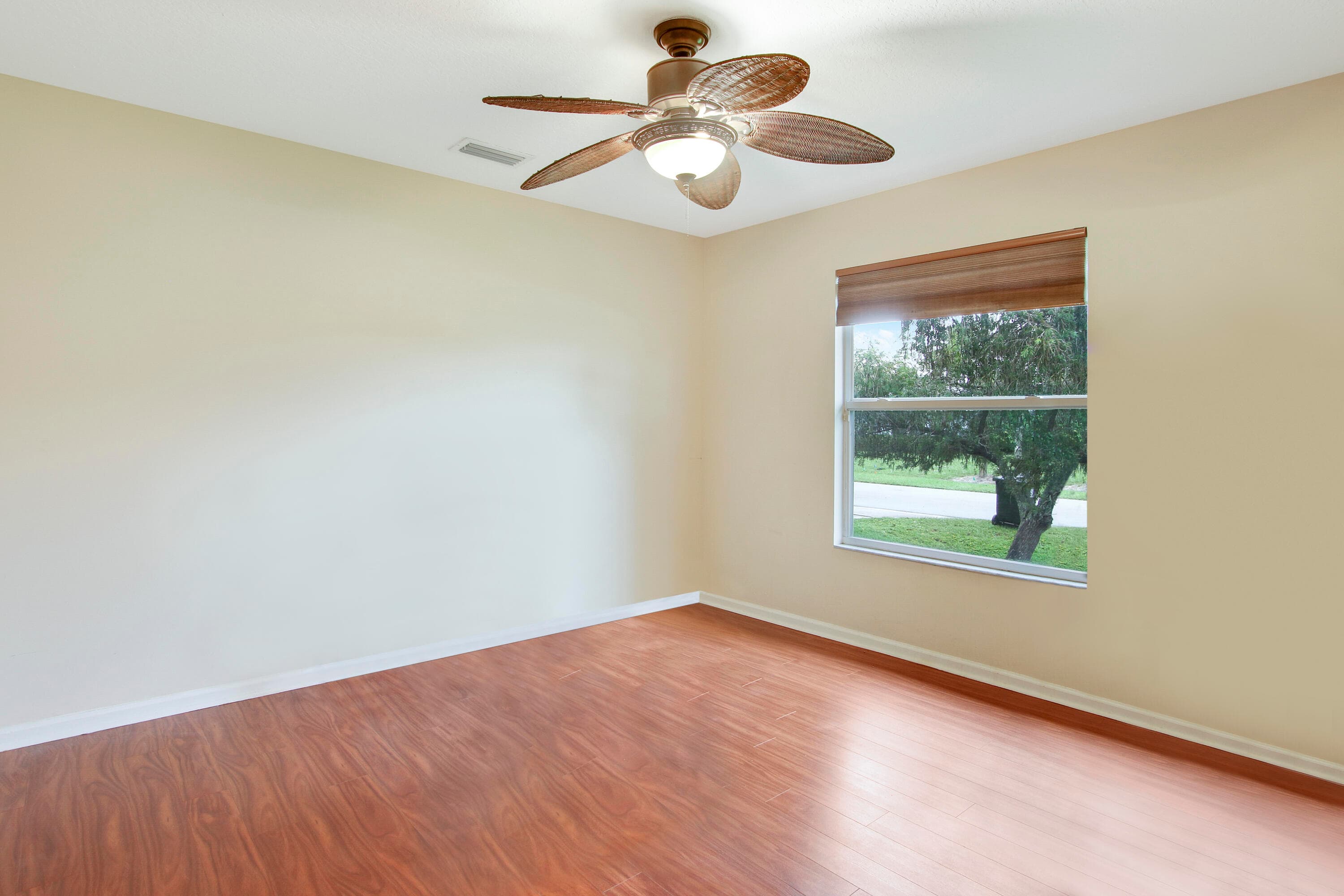 1198 SE Petunia Avenue, Port St. Lucie, FL 34952 — photo 5 of 35