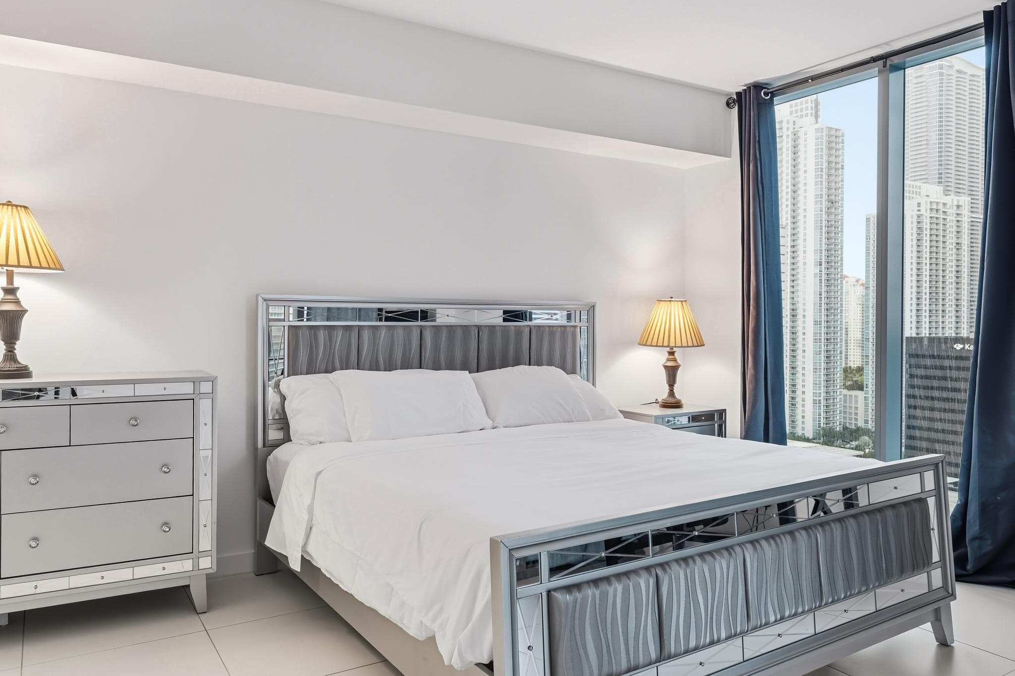 31 SE 6th Street 2601, Miami, FL 33131 — photo 18 of 55