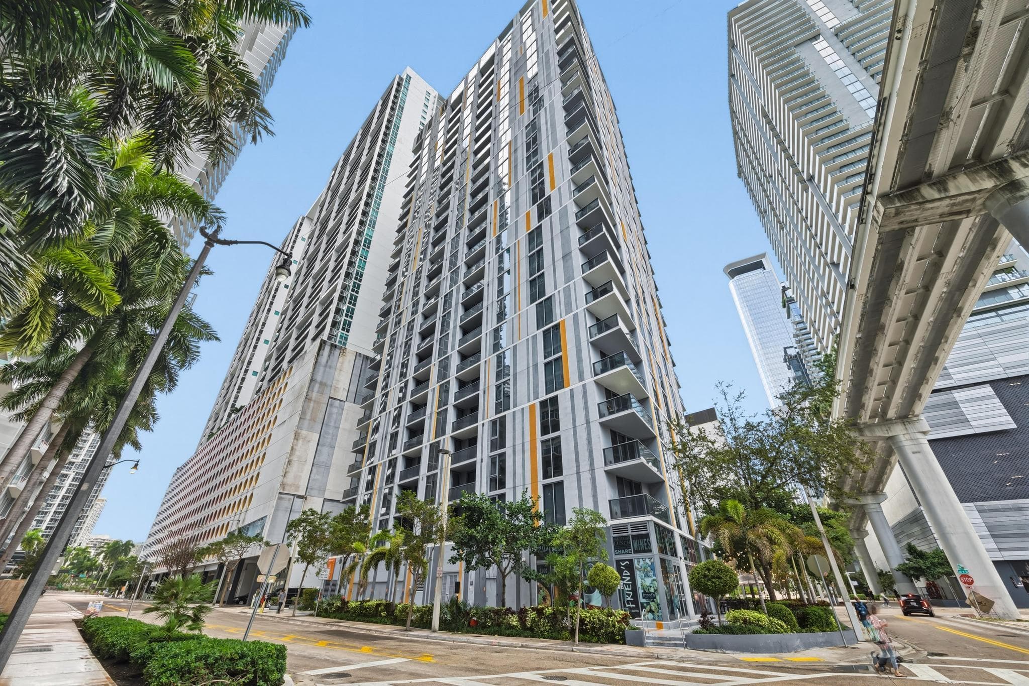 31 SE 6th Street 2601, Miami, FL 33131 — photo 40 of 55