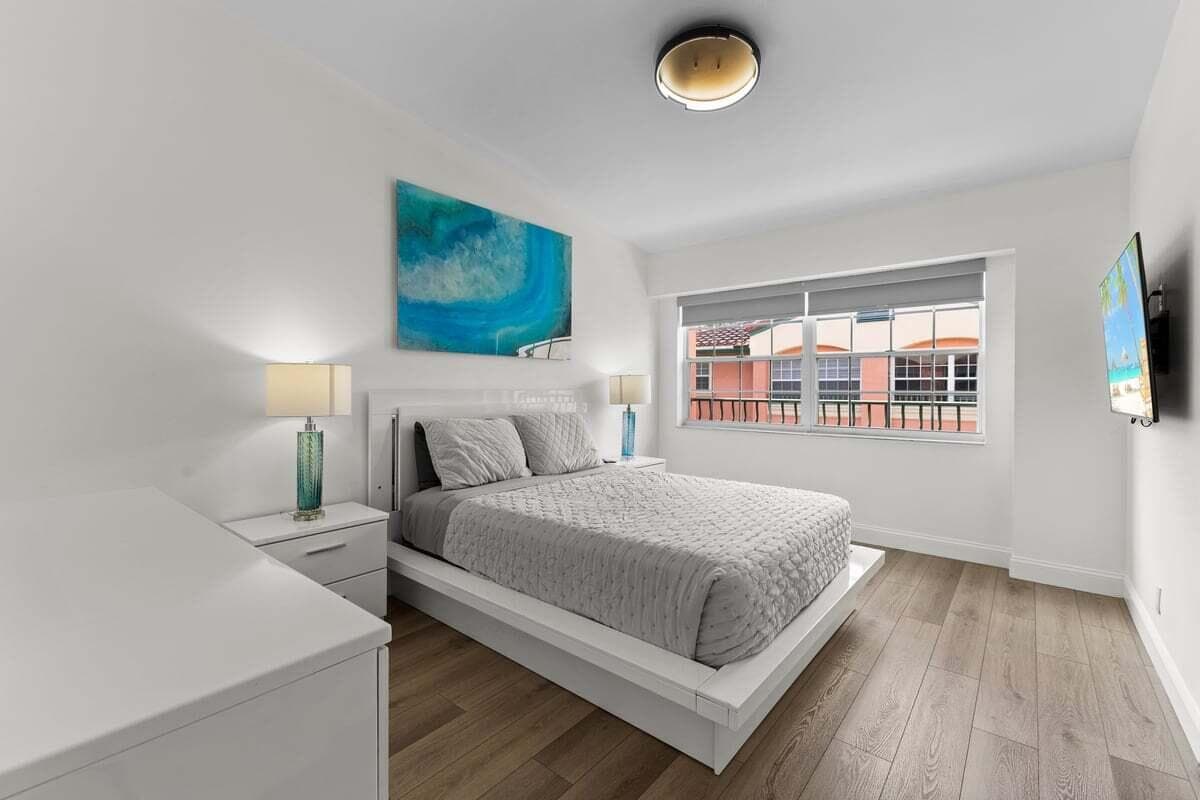 801 NE 1st Street 8, Fort Lauderdale, FL 33301 — photo 16 of 32