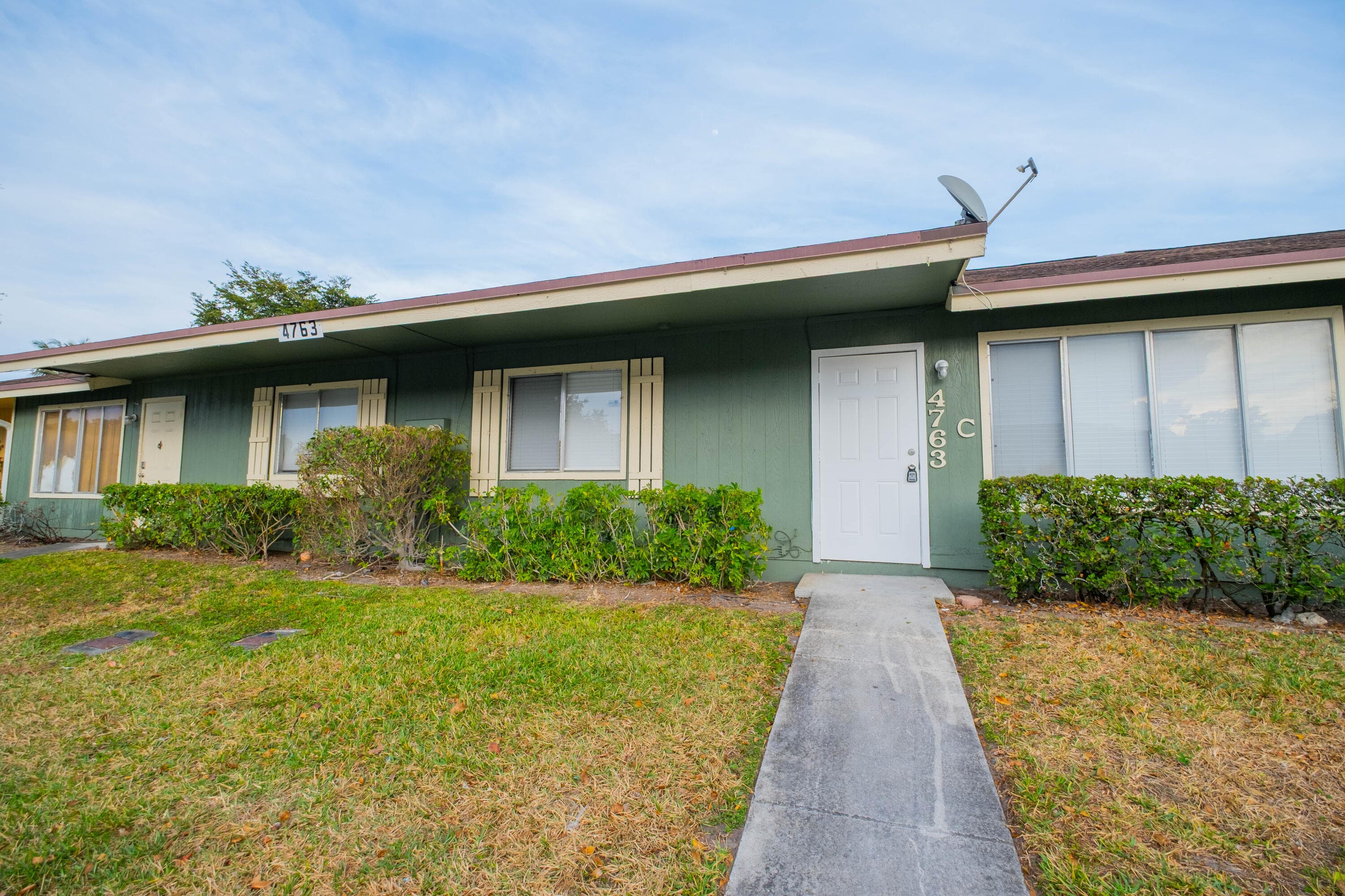 4763 Orleans Court C, West Palm Beach, FL 33415 — photo 2 of 31