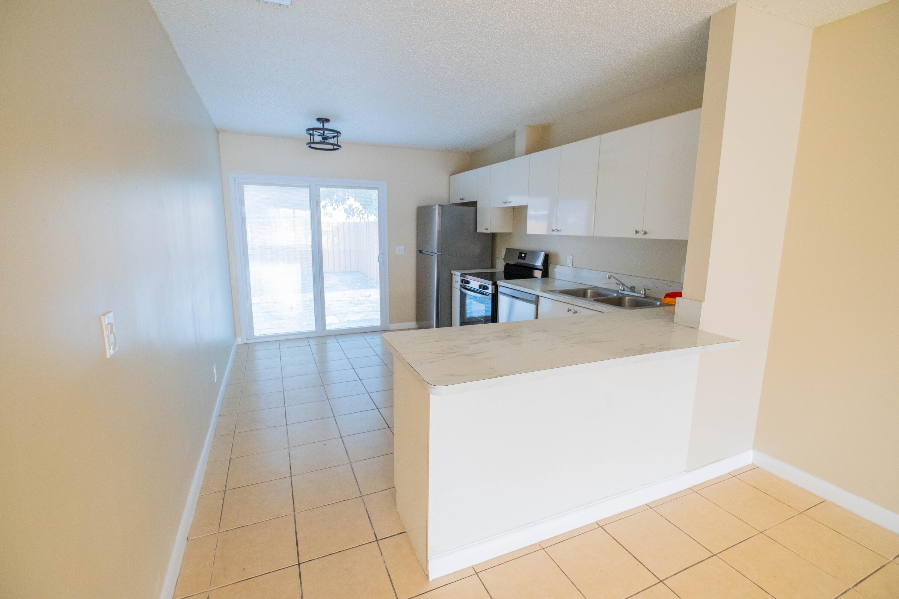 4763 Orleans Court C, West Palm Beach, FL 33415 — photo 5 of 31