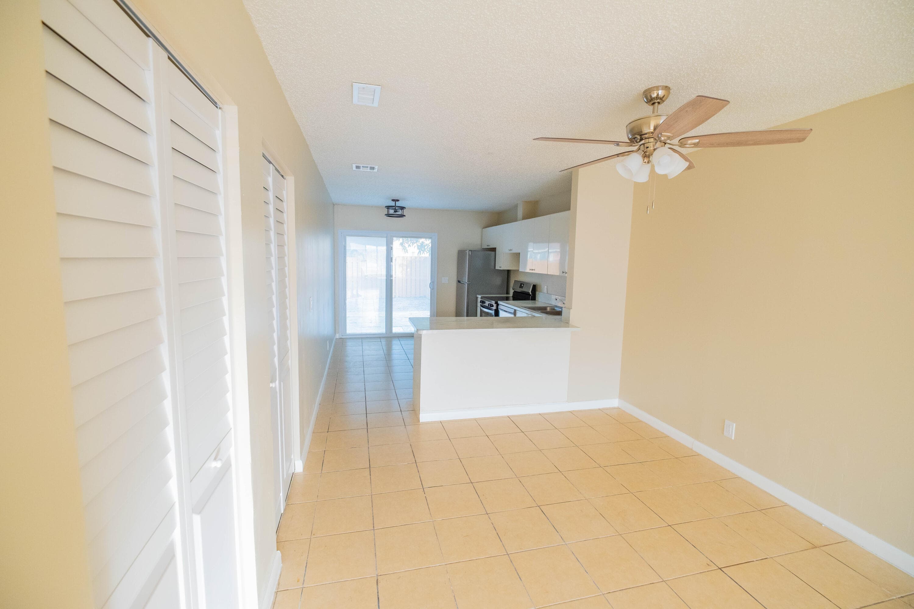 4763 Orleans Court C, West Palm Beach, FL 33415 — photo 8 of 31