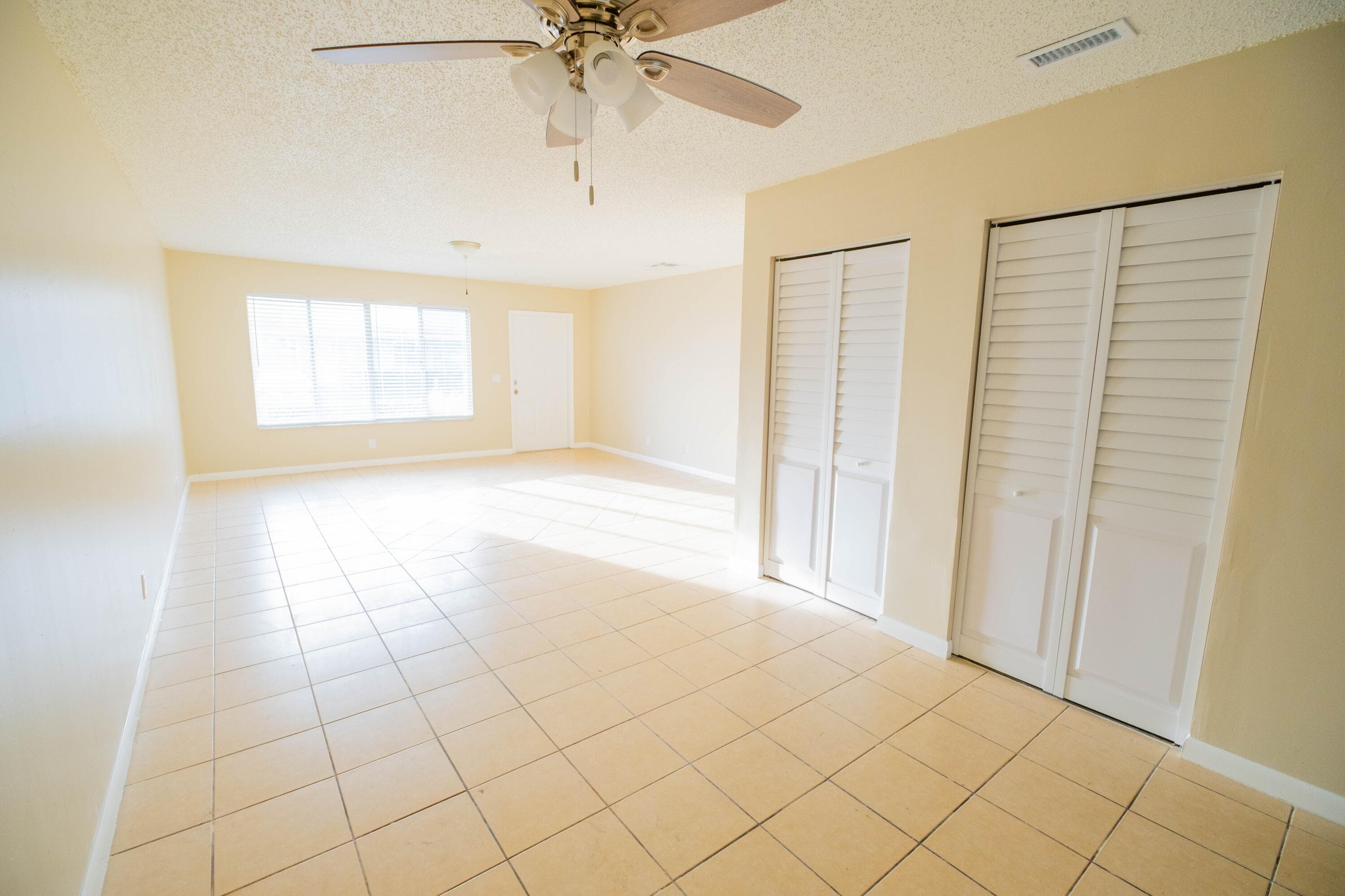 4763 Orleans Court C, West Palm Beach, FL 33415 — photo 10 of 31