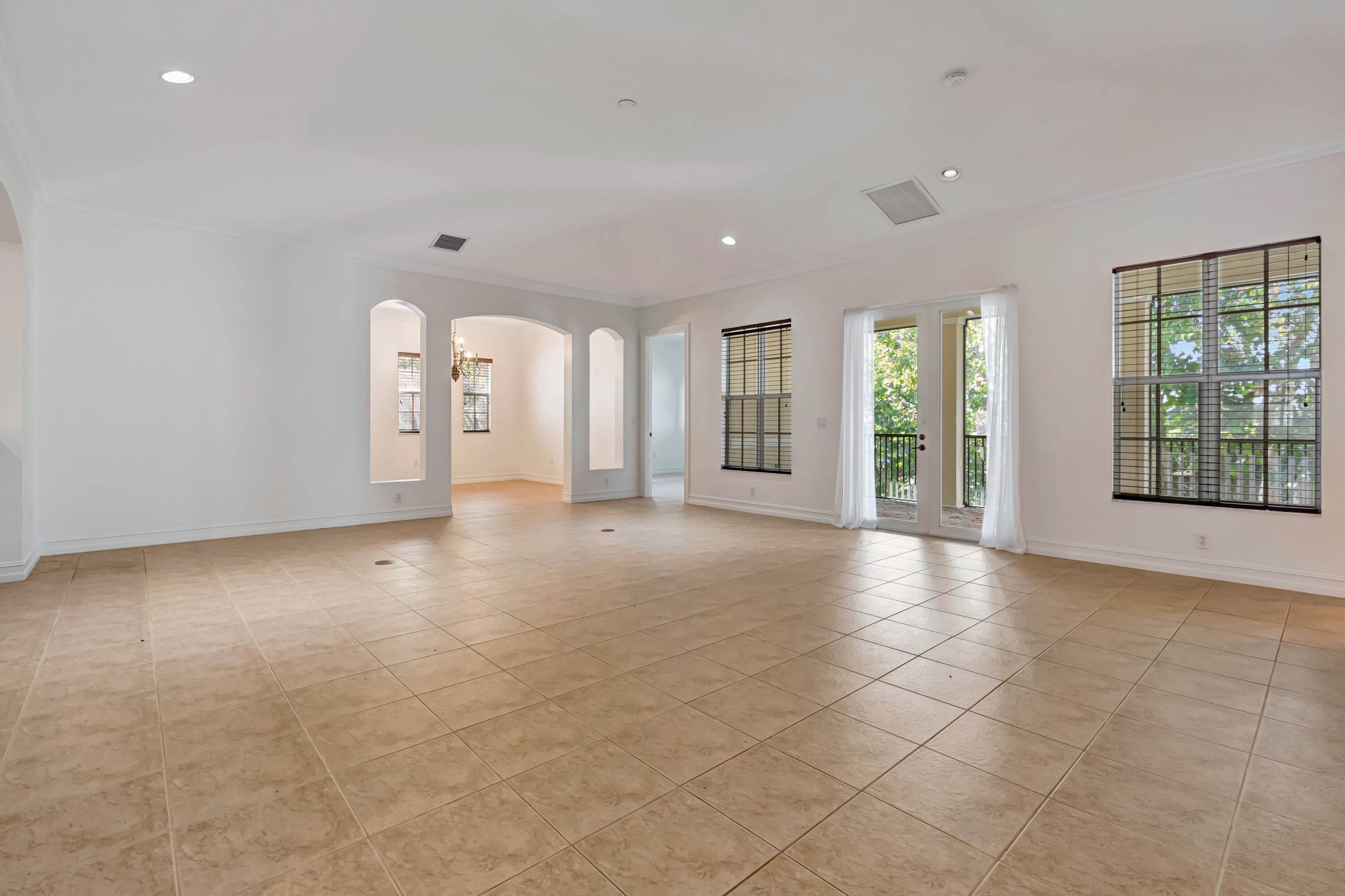 359 Chambord Terrace, Palm Beach Gardens, FL 33410 — photo 8 of 63