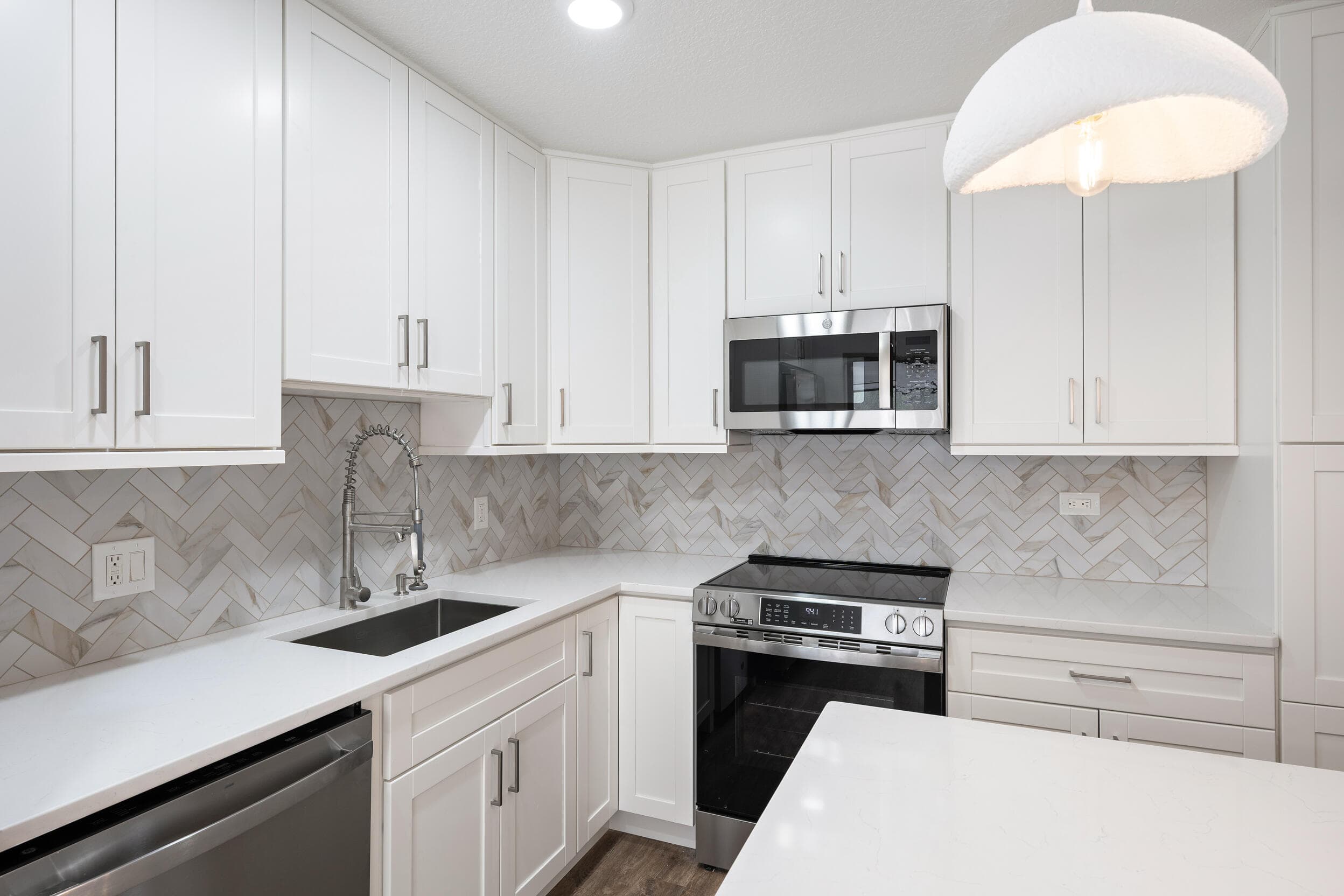 506 5th Terrace, Palm Beach Gardens, FL 33418 — photo 4 of 40