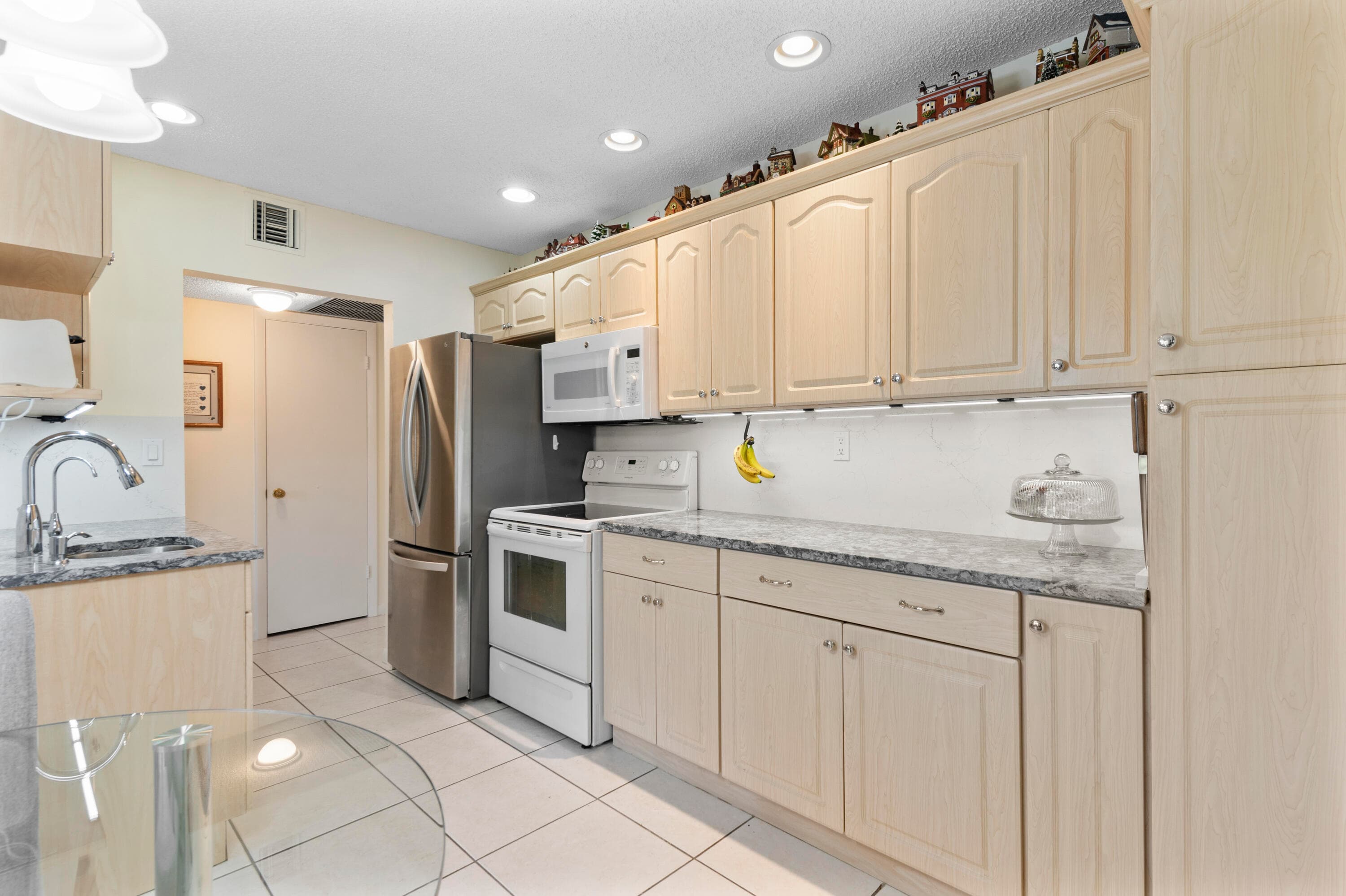 5180 E Sabal Palm Boulevard 234, Tamarac, FL 33319 — photo 4 of 36