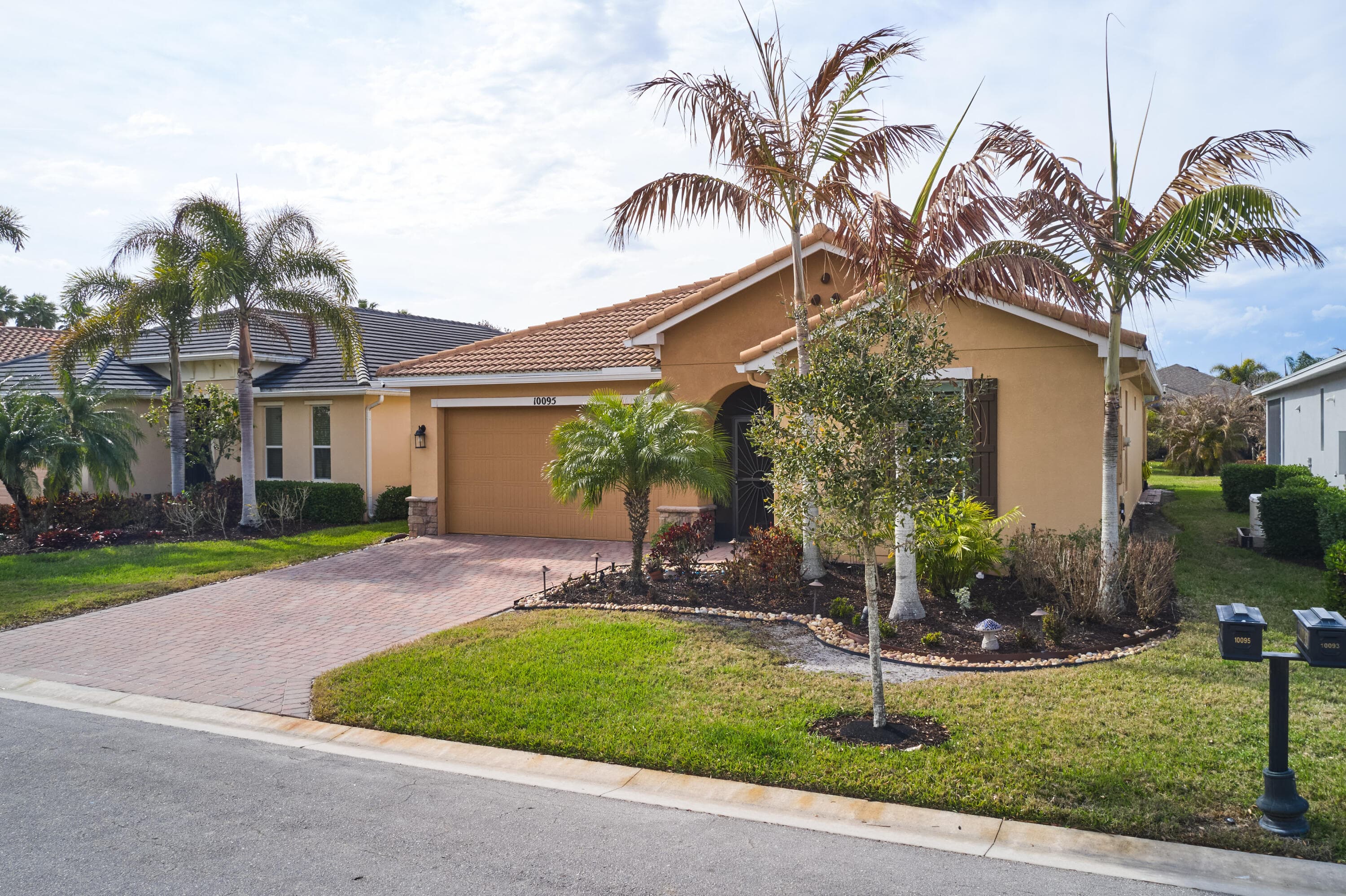 10095 SW Oak Tree Circle, Port St. Lucie, FL 34987 — photo 32 of 46