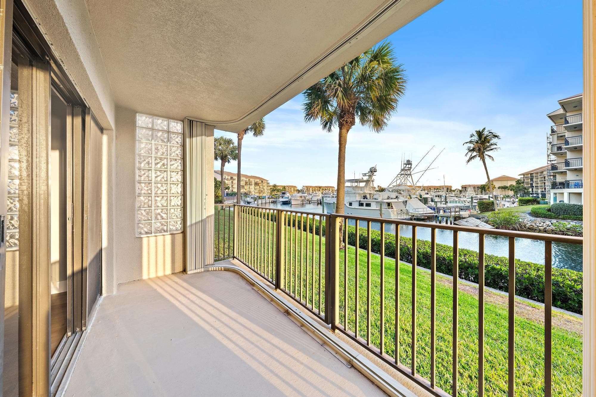 1601 Marina Isle Way 106, Jupiter, FL 33477 — photo 25 of 33