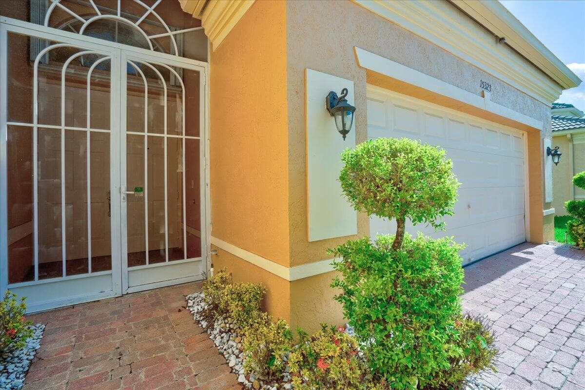 15323 Fiorenza Circle, Delray Beach, FL 33446 — photo 5 of 43