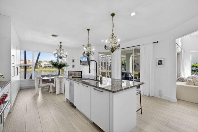 639 Masters Way, Palm Beach Gardens, FL 33418 — photo 12 of 41