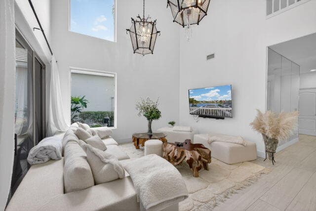 639 Masters Way, Palm Beach Gardens, FL 33418 — photo 8 of 41