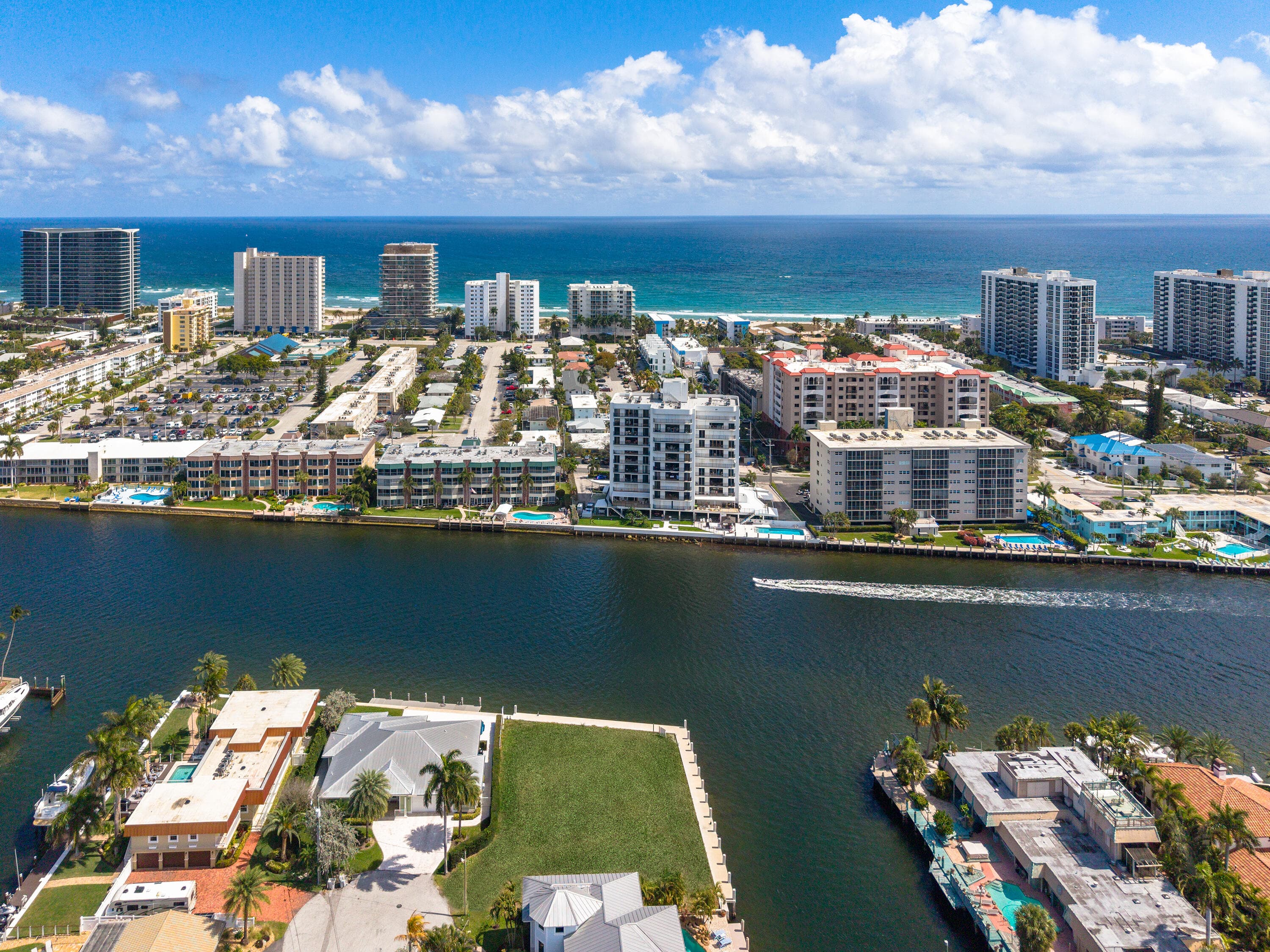 2748 NE 10th Street, Pompano Beach, FL 33062 — photo 5 of 10