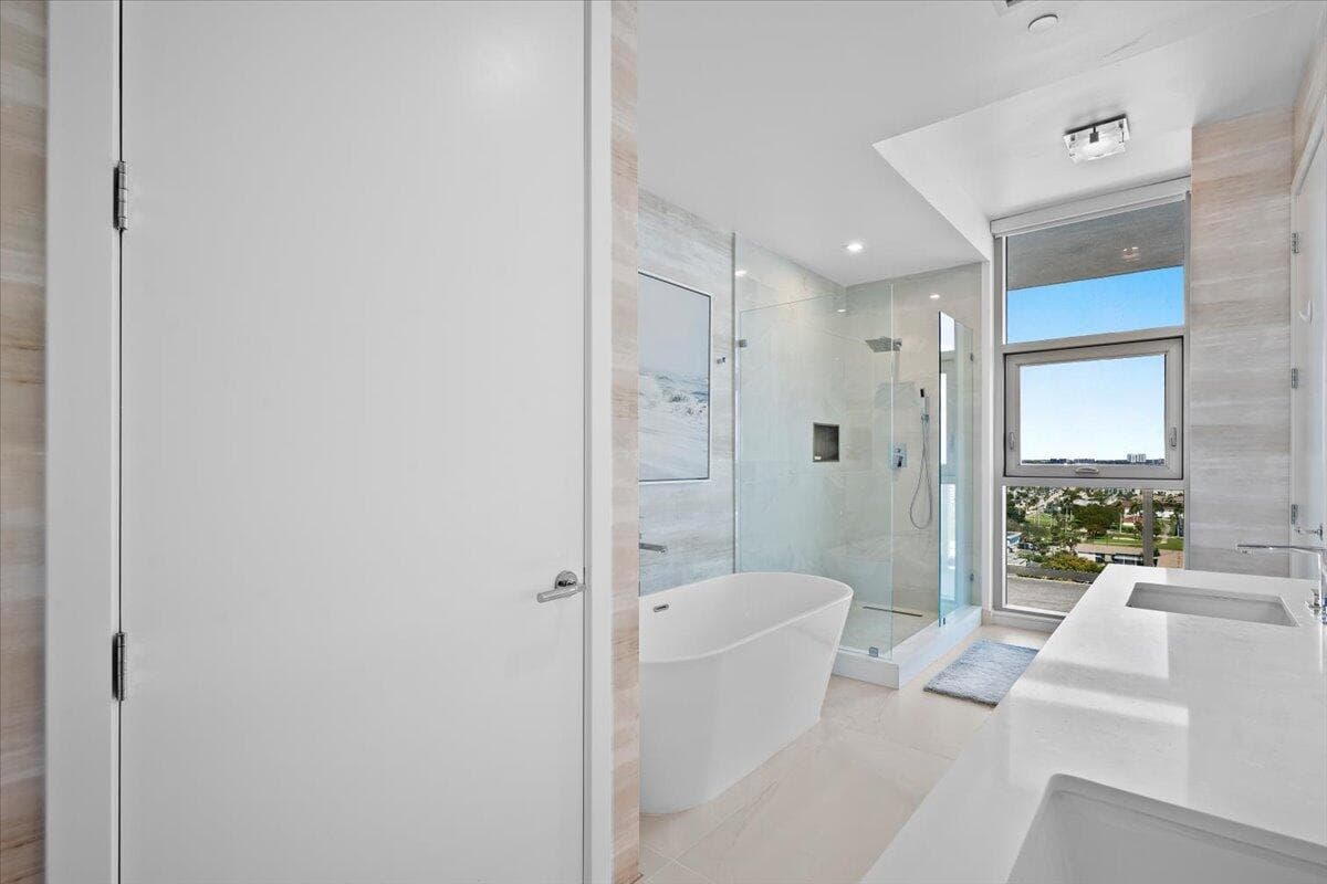 220 Lake Shore Drive 1401, Lake Park, FL 33403 — photo 25 of 70